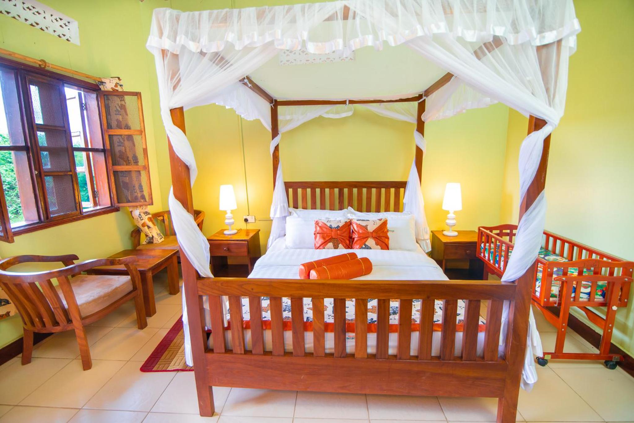 Engiri Game Lodge and Campsite