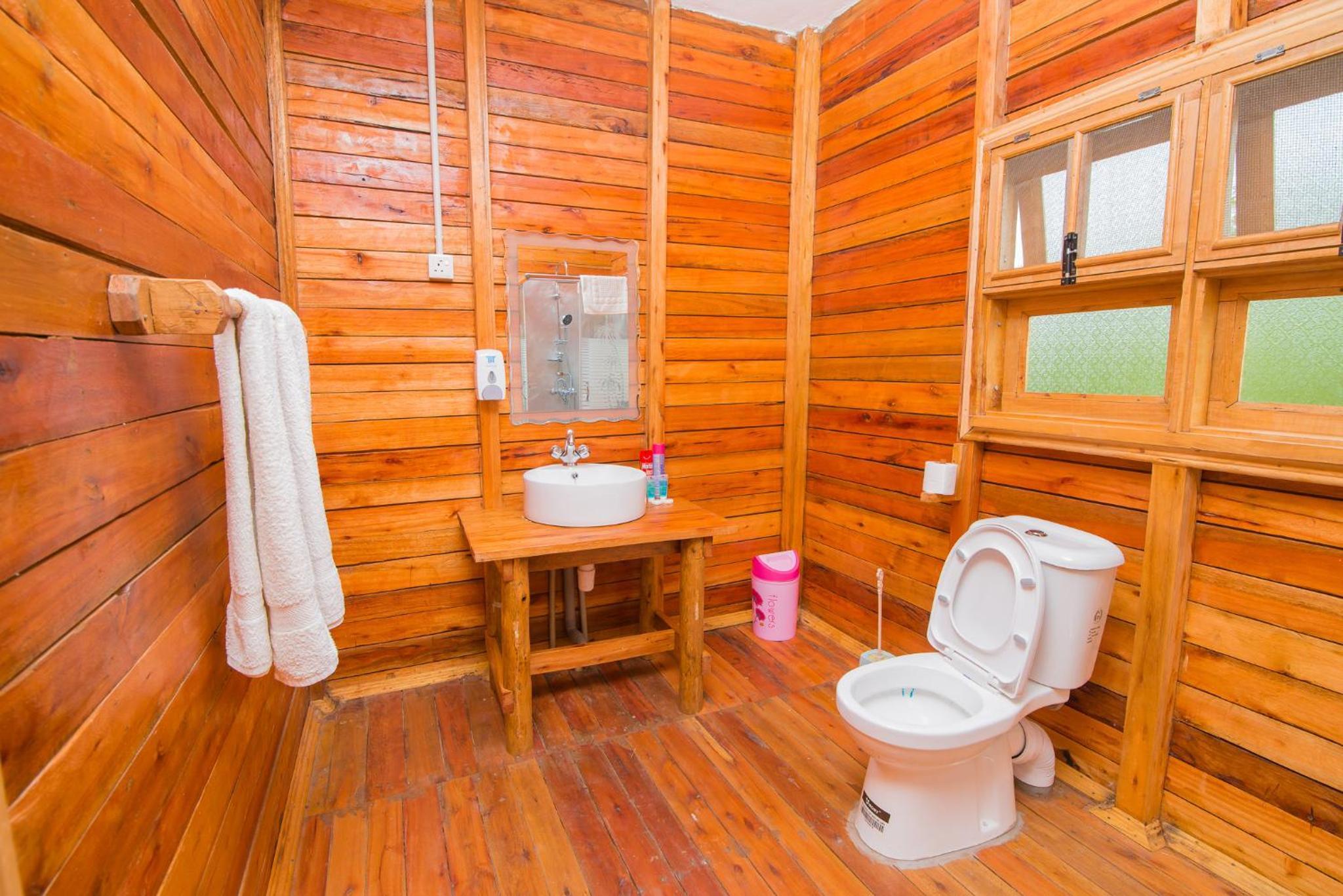 Engiri Game Lodge and Campsite