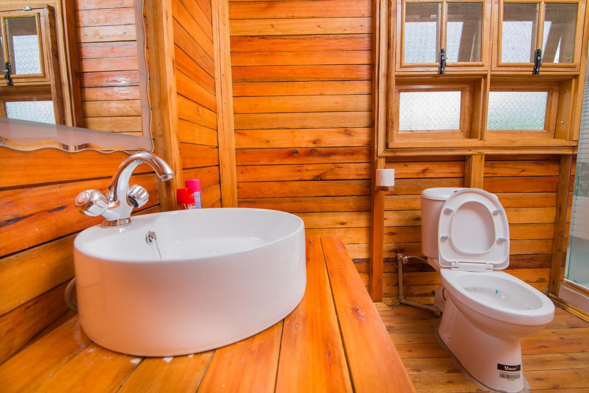 Engiri Game Lodge and Campsite