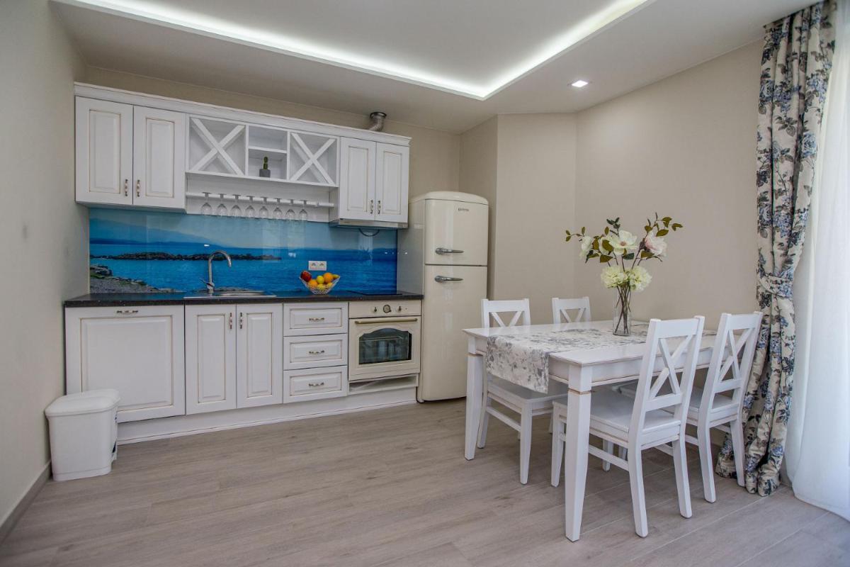 Villa Rita view 5