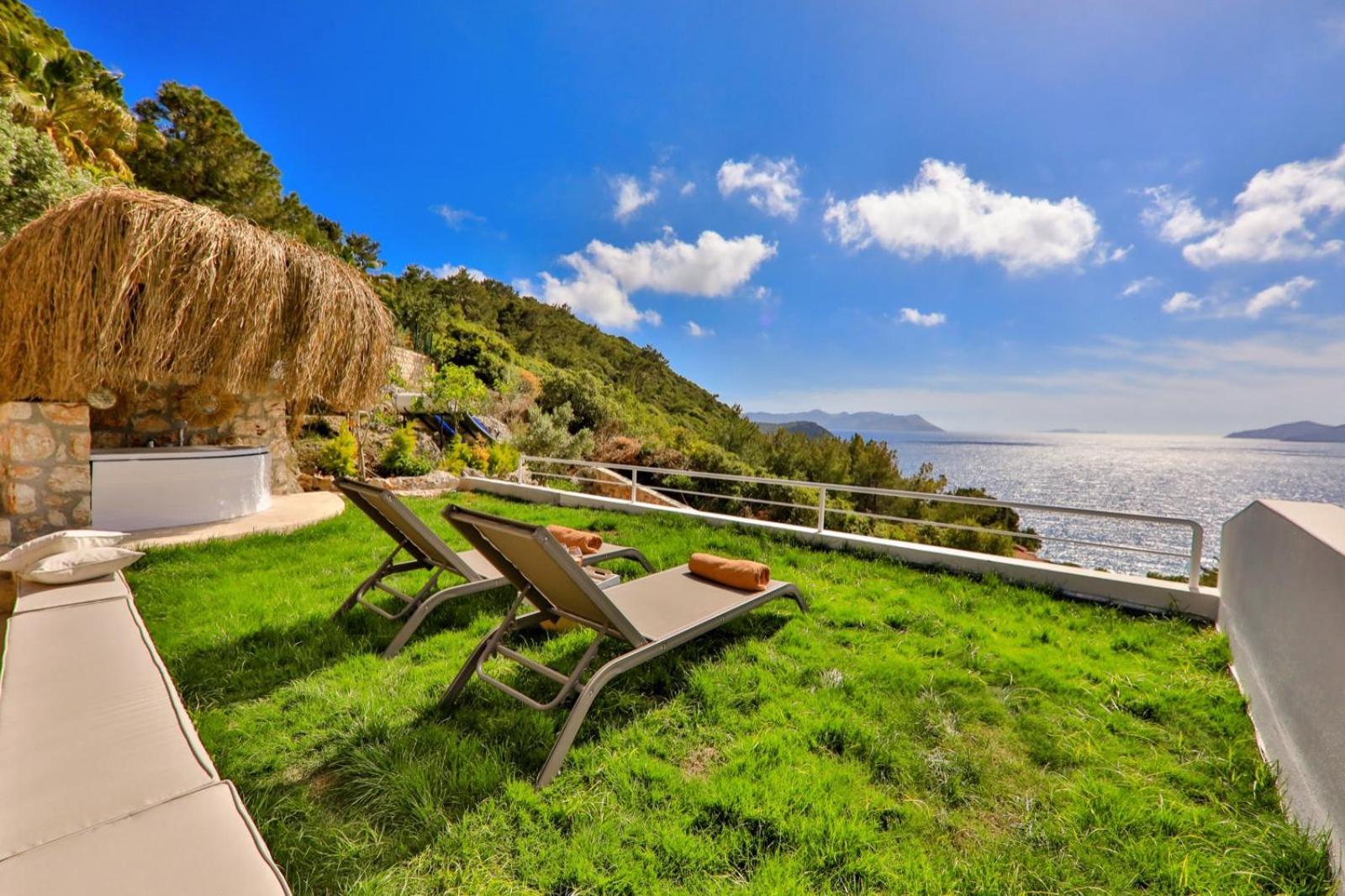 Kale Suites, heated pool in winter, adults only - Image 8