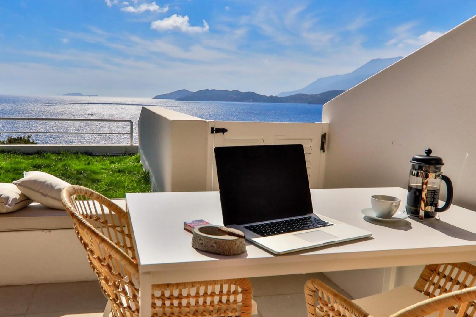 Kale Suites, heated pool in winter, adults only - Image 5