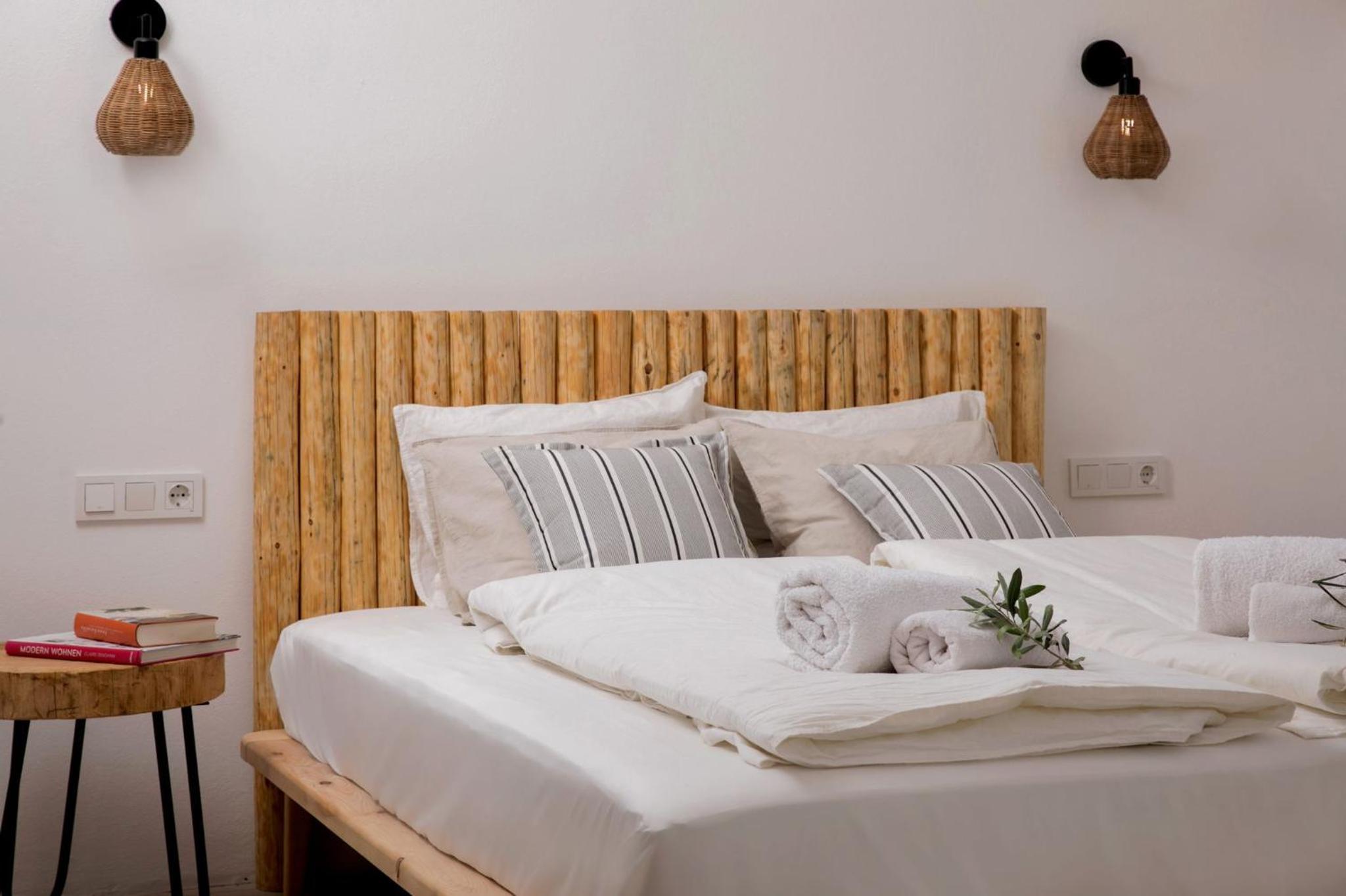 Kale Suites, heated pool in winter, adults only - Image 42