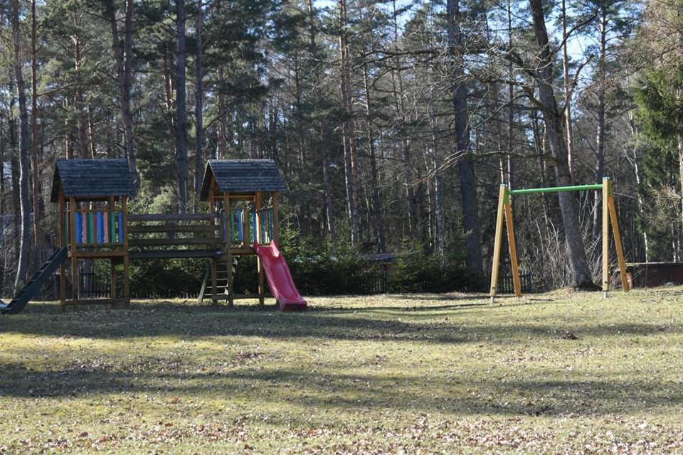 Oleandria-,, Domek Poziomeczka" nr 33 -ogrzewany w okresie jesienno-zimowym