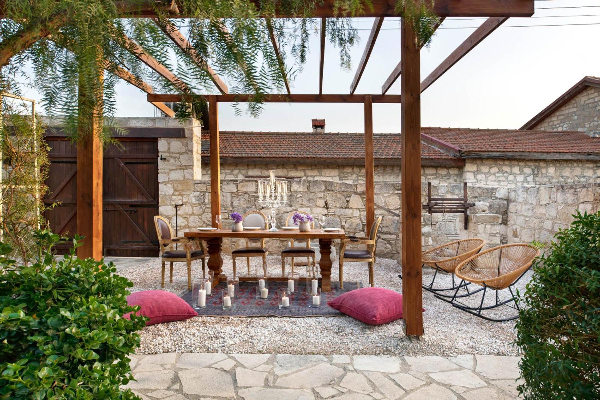 Meleni Cottage Houses