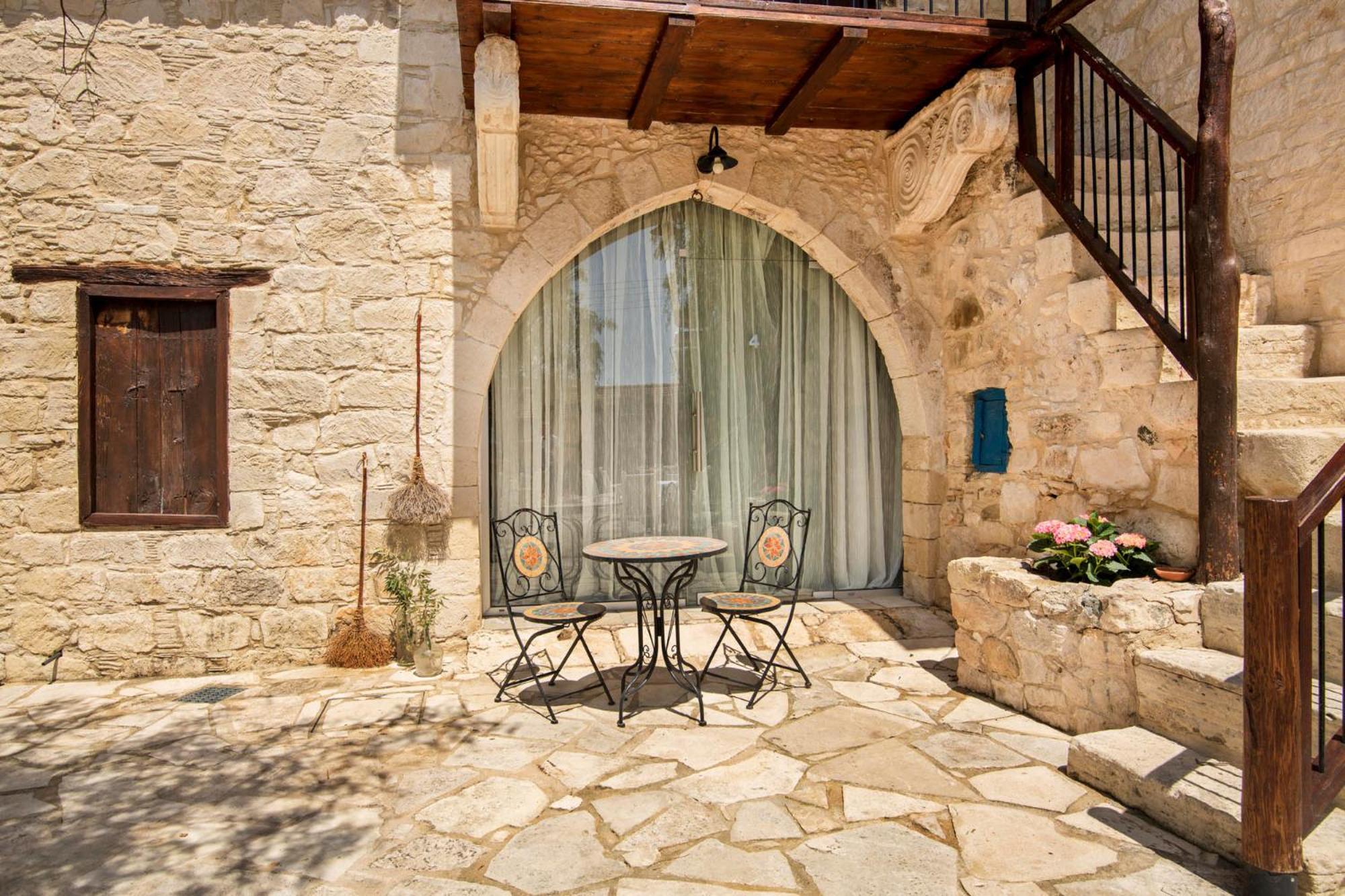 Meleni Cottage Houses