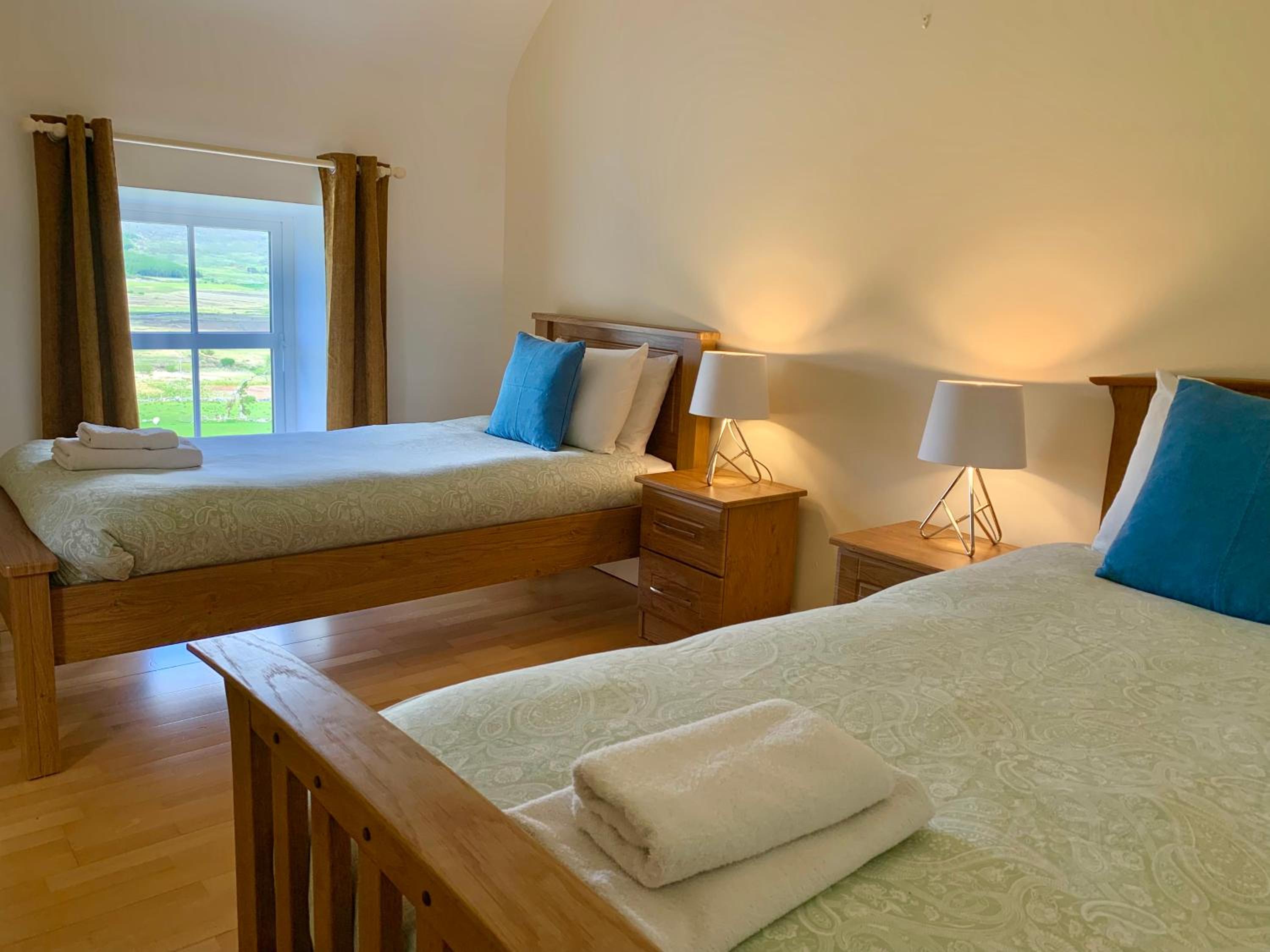 Hidden Hills Waterville - Private Farmhouse view 5