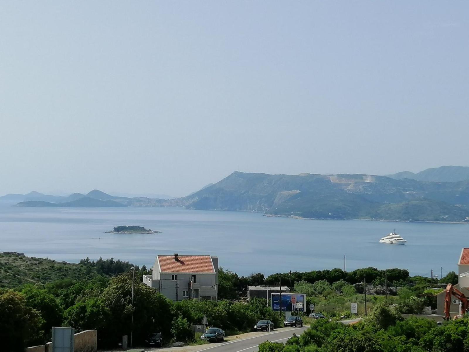 Photo 45