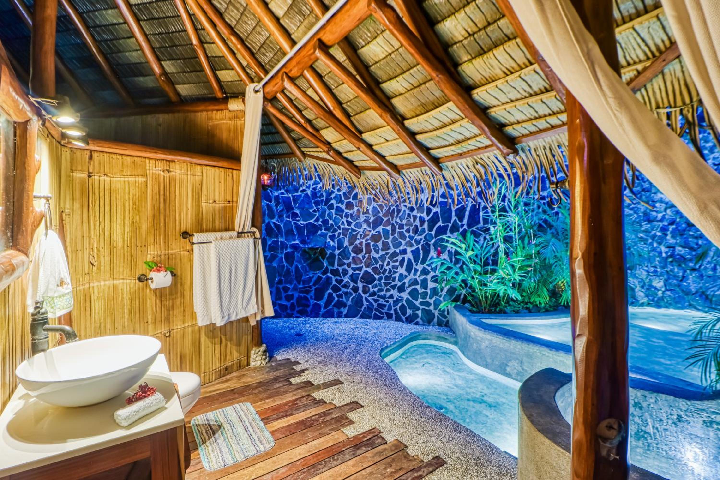 CASA CONTIKI