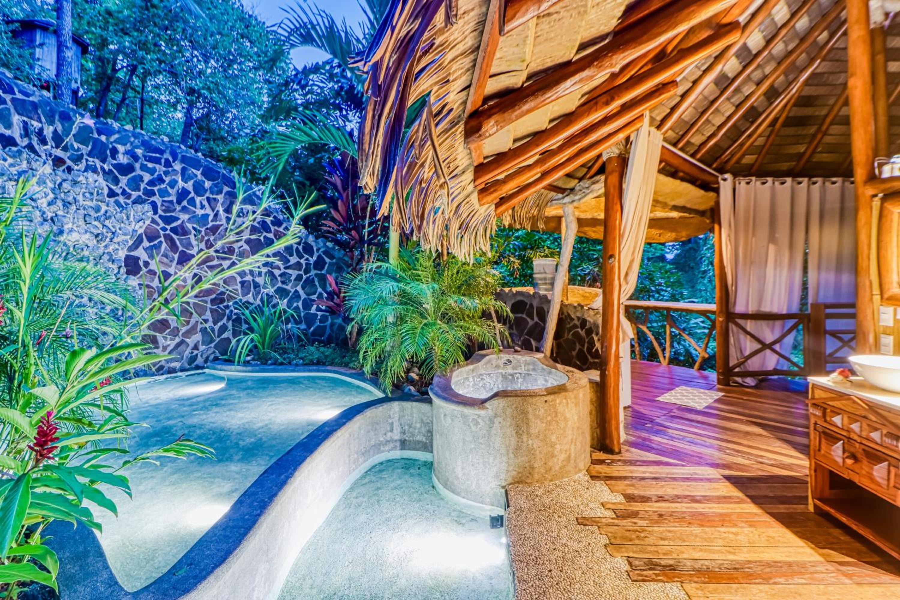 CASA CONTIKI