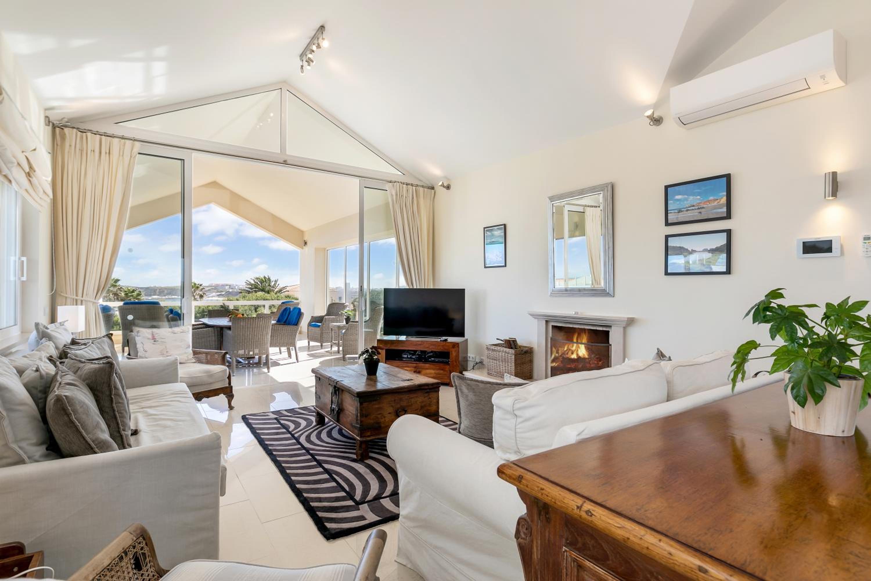 Villa Ocean Blue view 2