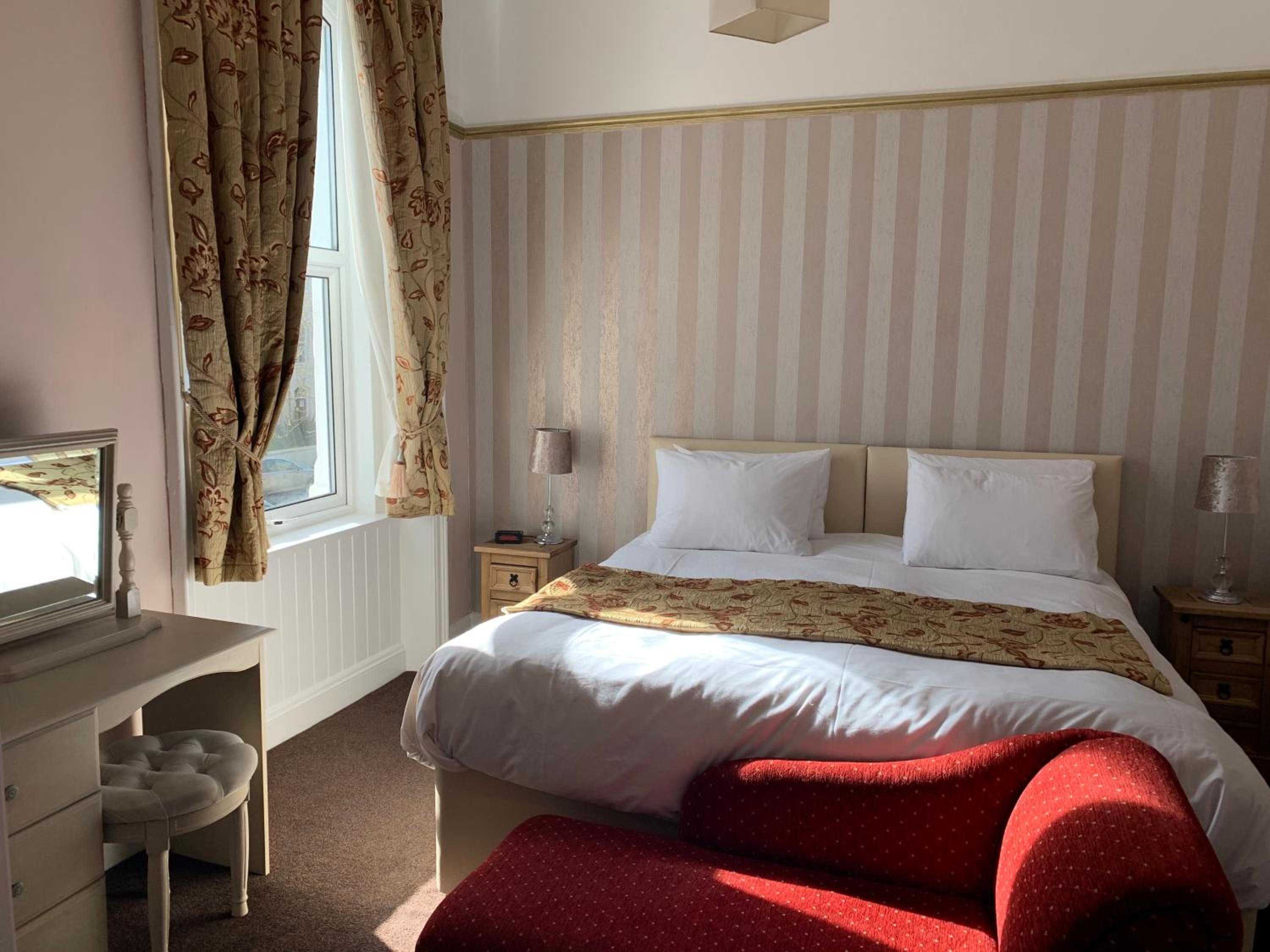 Clifton Villa Guest House