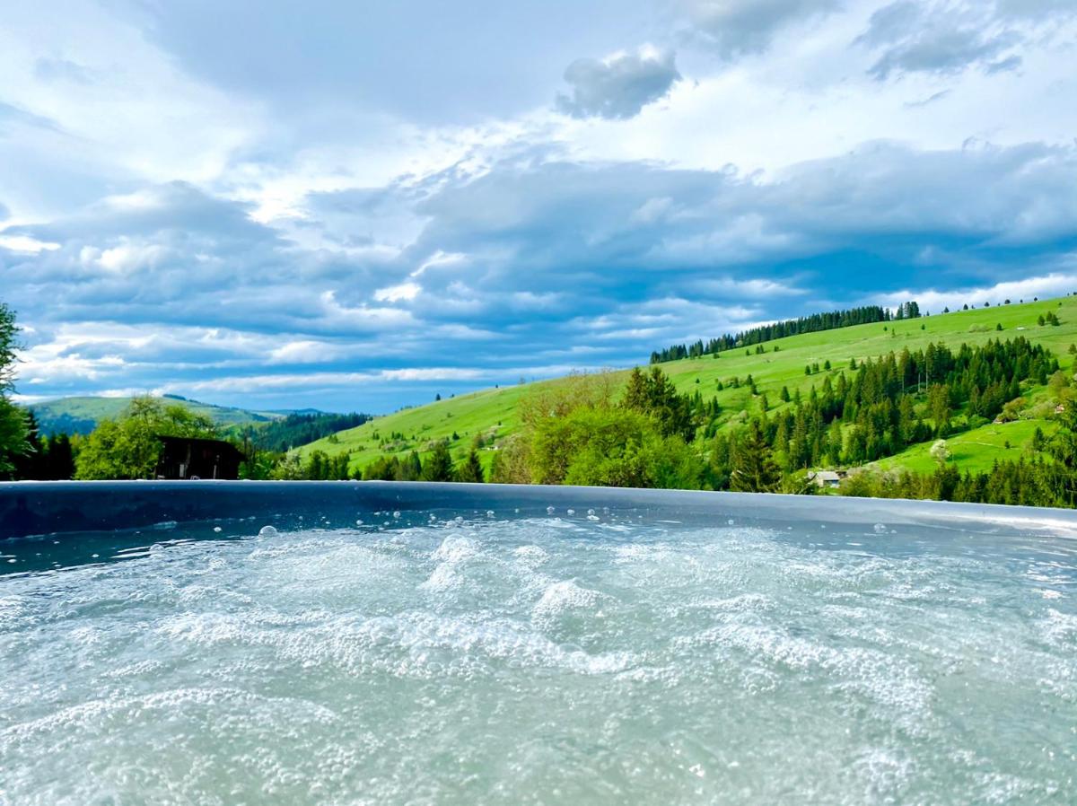 Jacuzzi