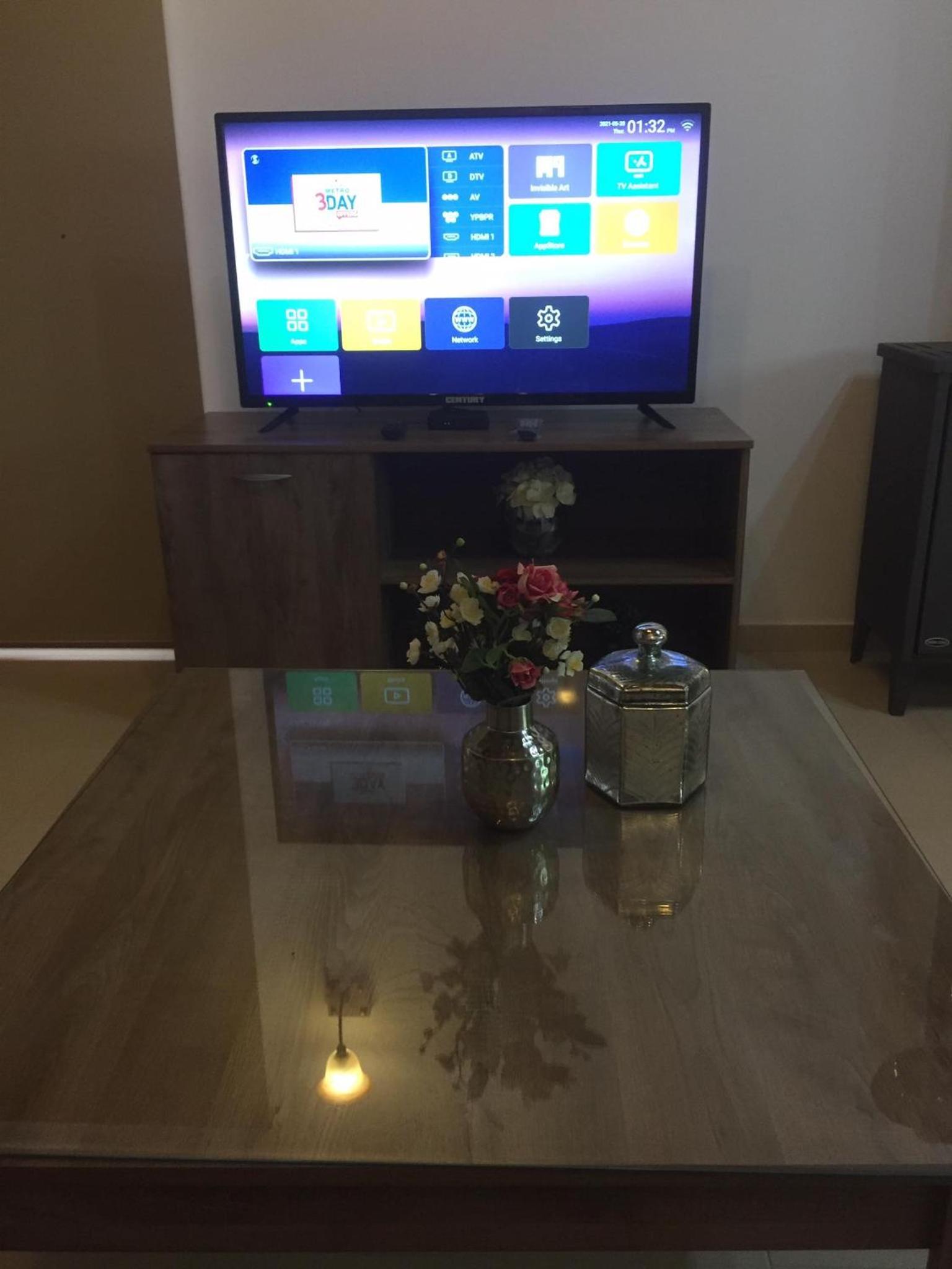 Love Holiday Suite 2