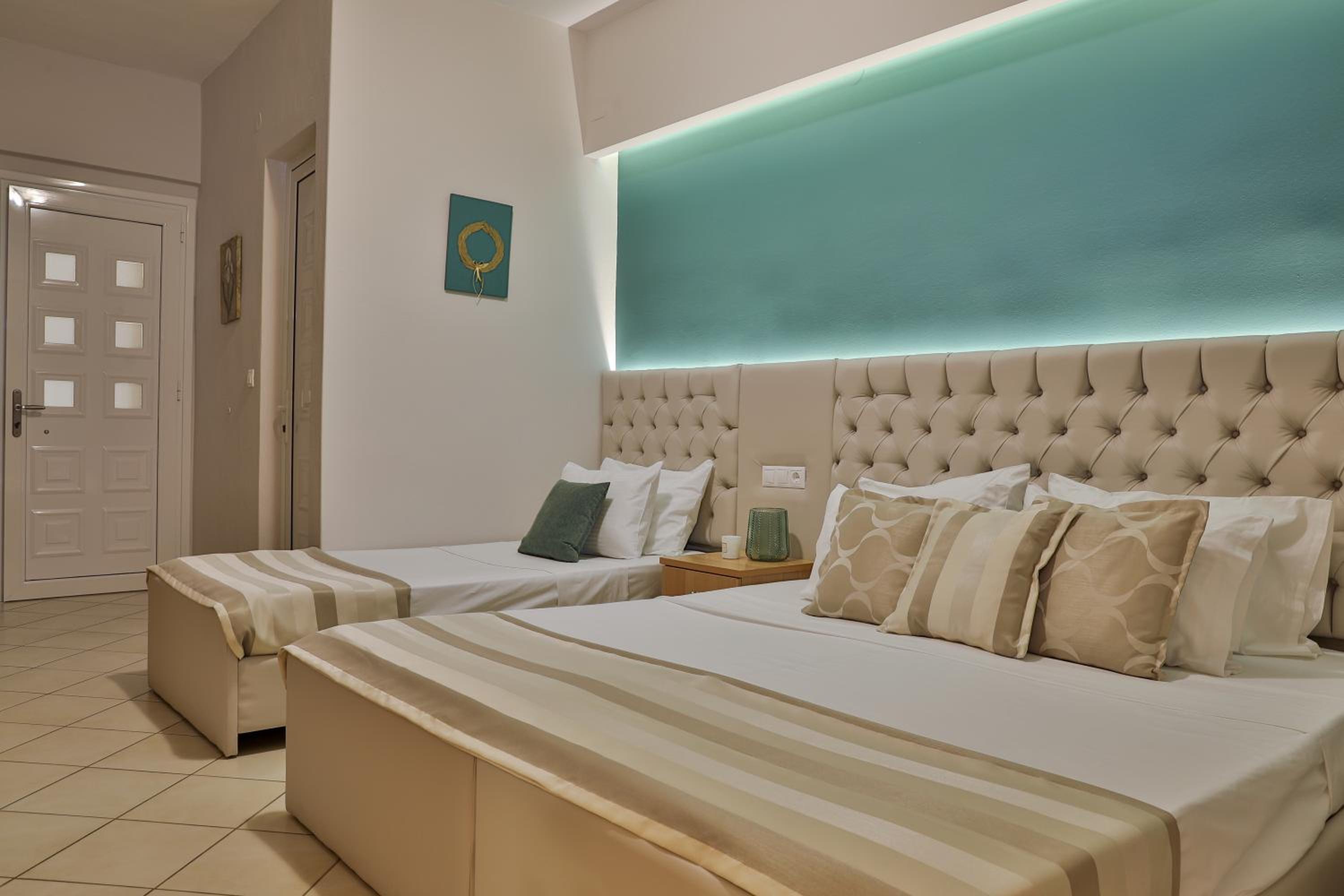 Irida Apartments