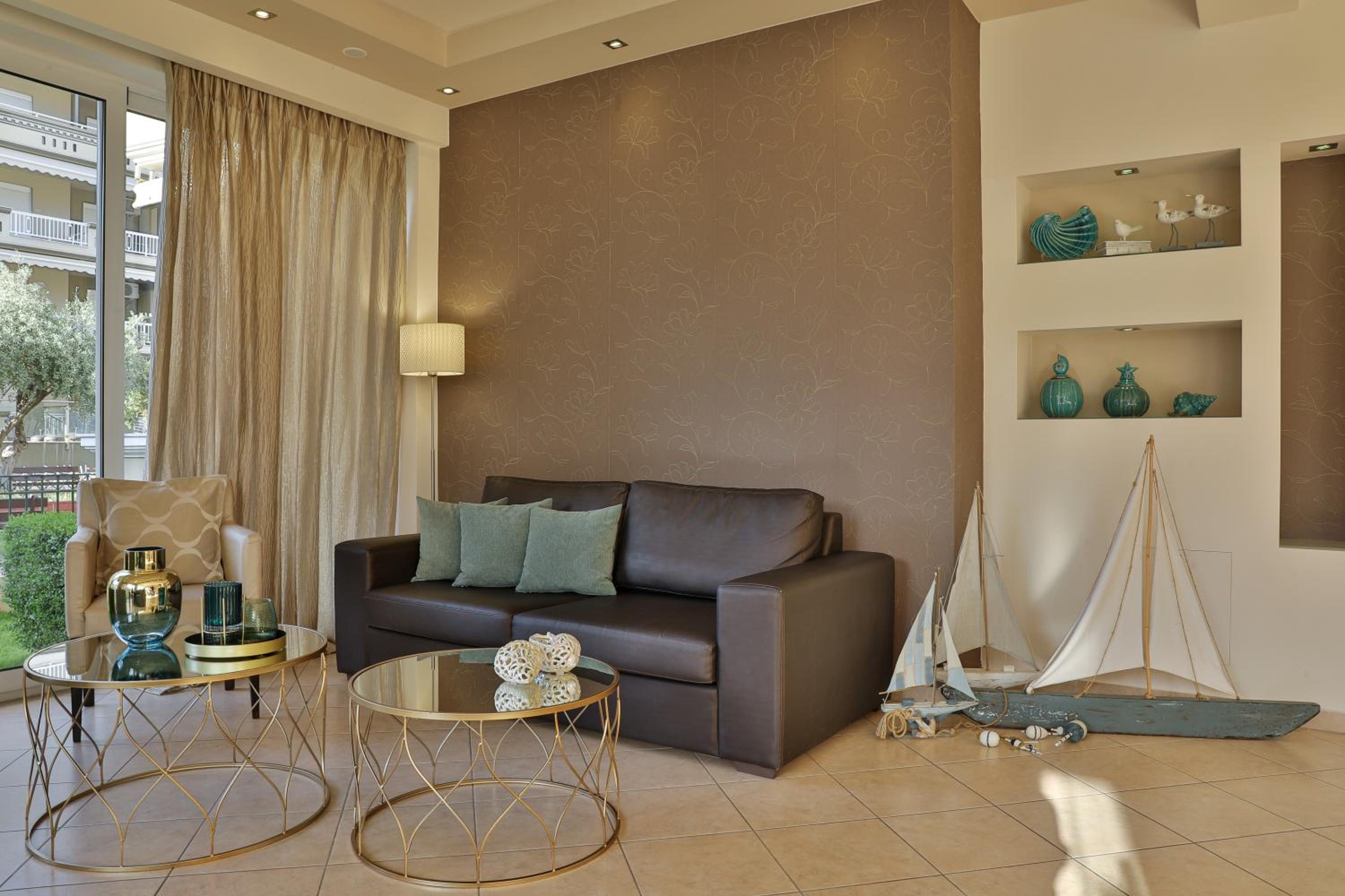Irida Apartments