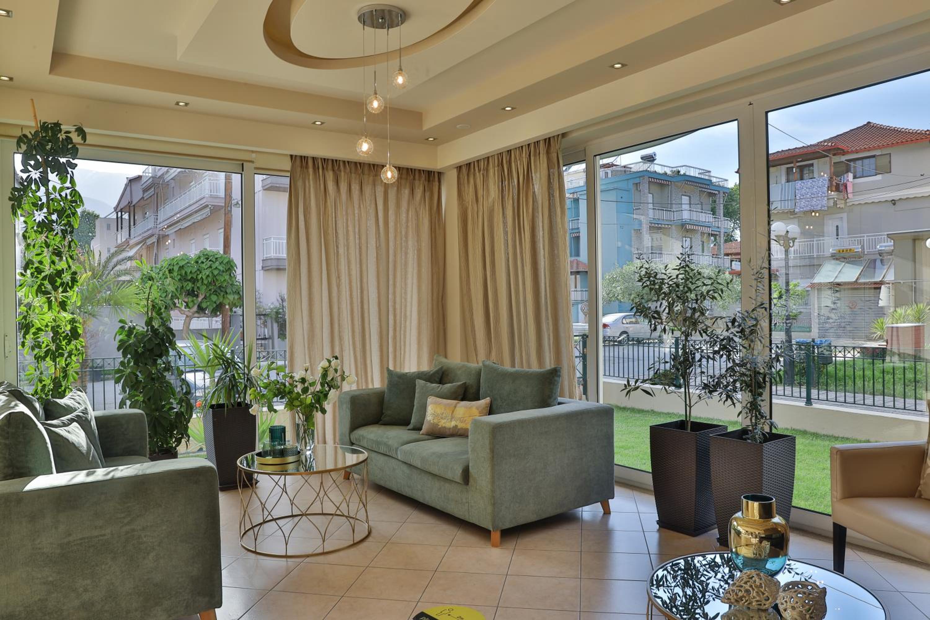 Irida Apartments