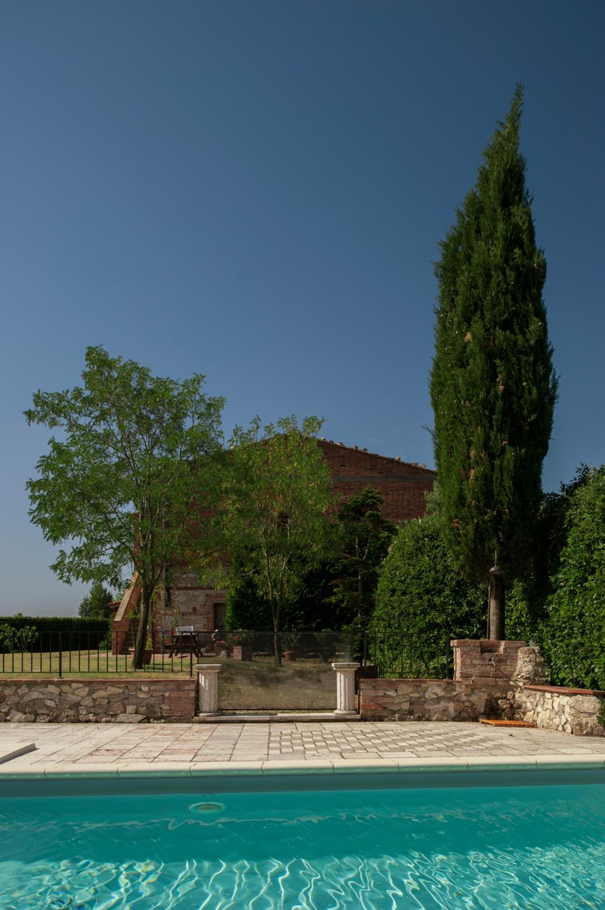 Photo 28
