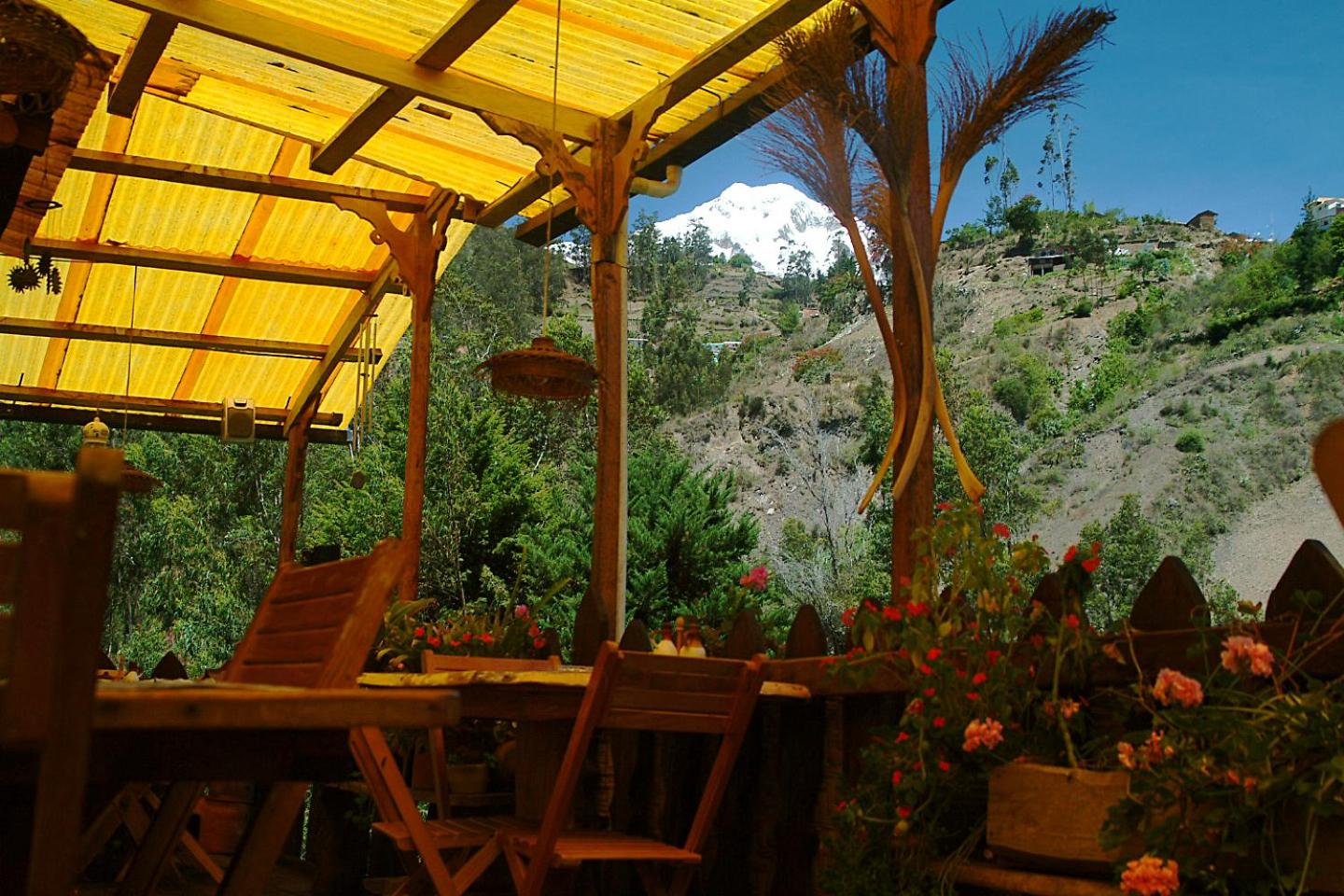 Altai Oasis Lodge
