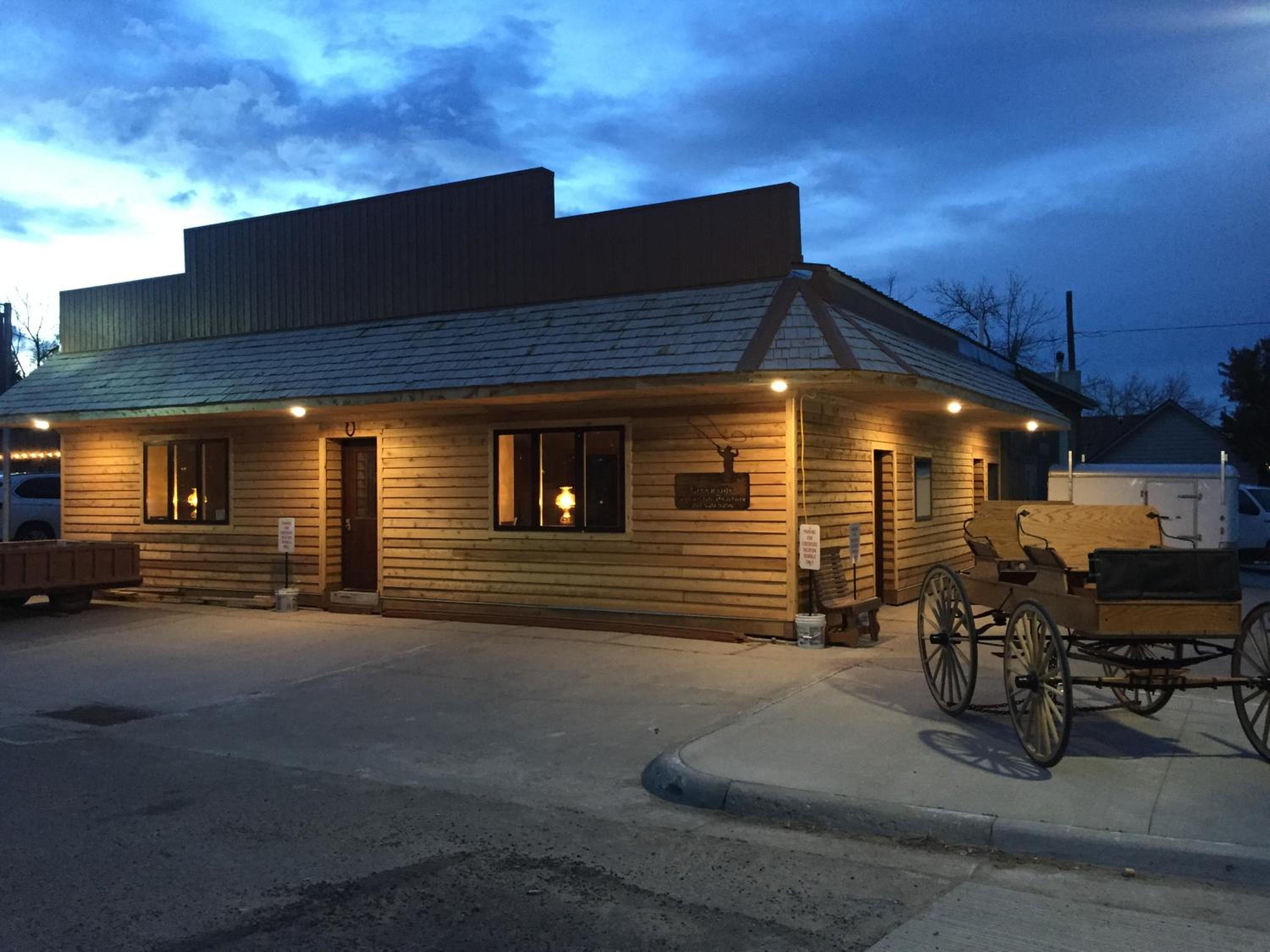 Buffalo Vacations - Creekside Downtown Vacation Suites, Only Adults 25 or older - Property Image 1