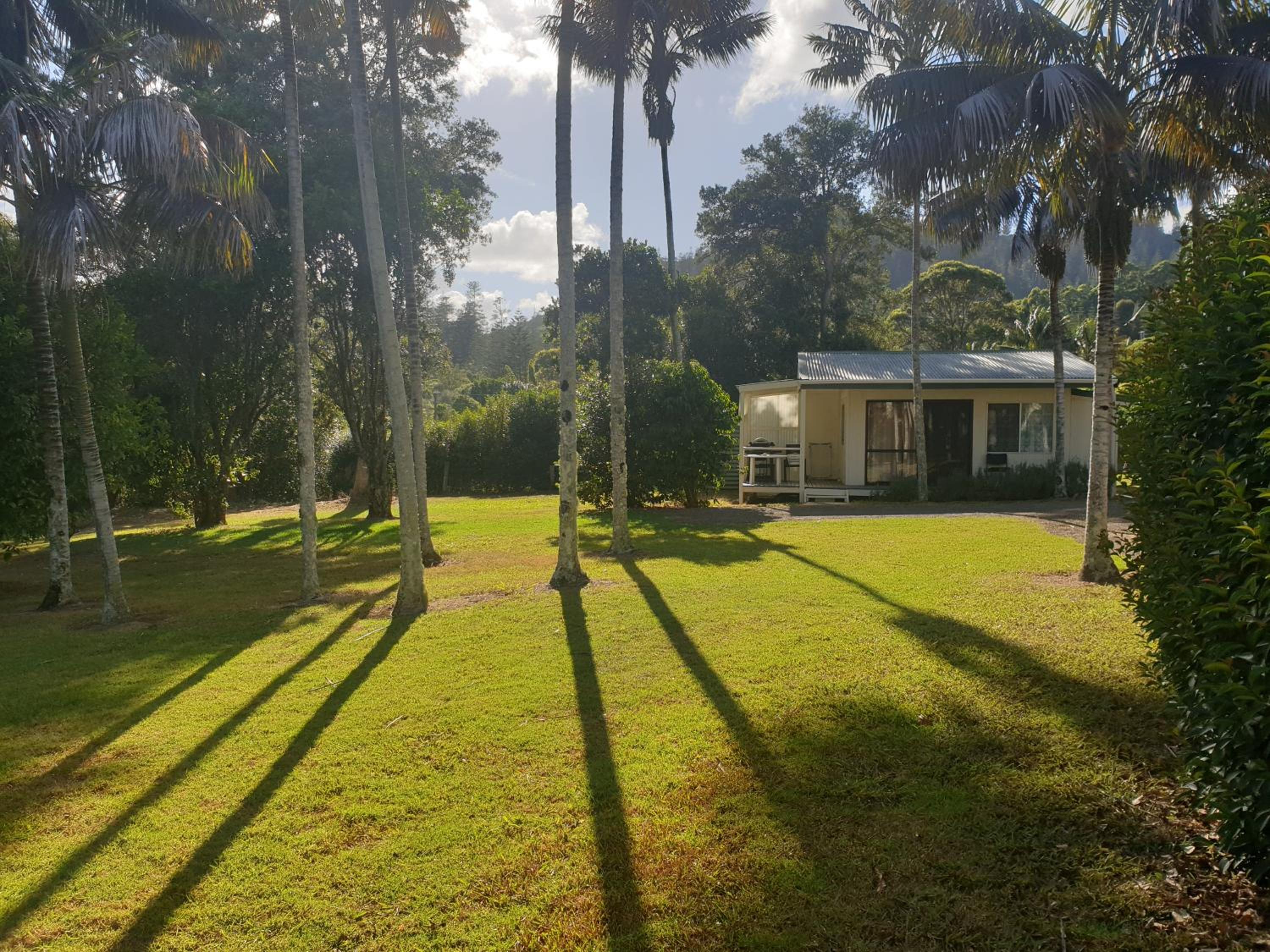 Anson Bay Lodge