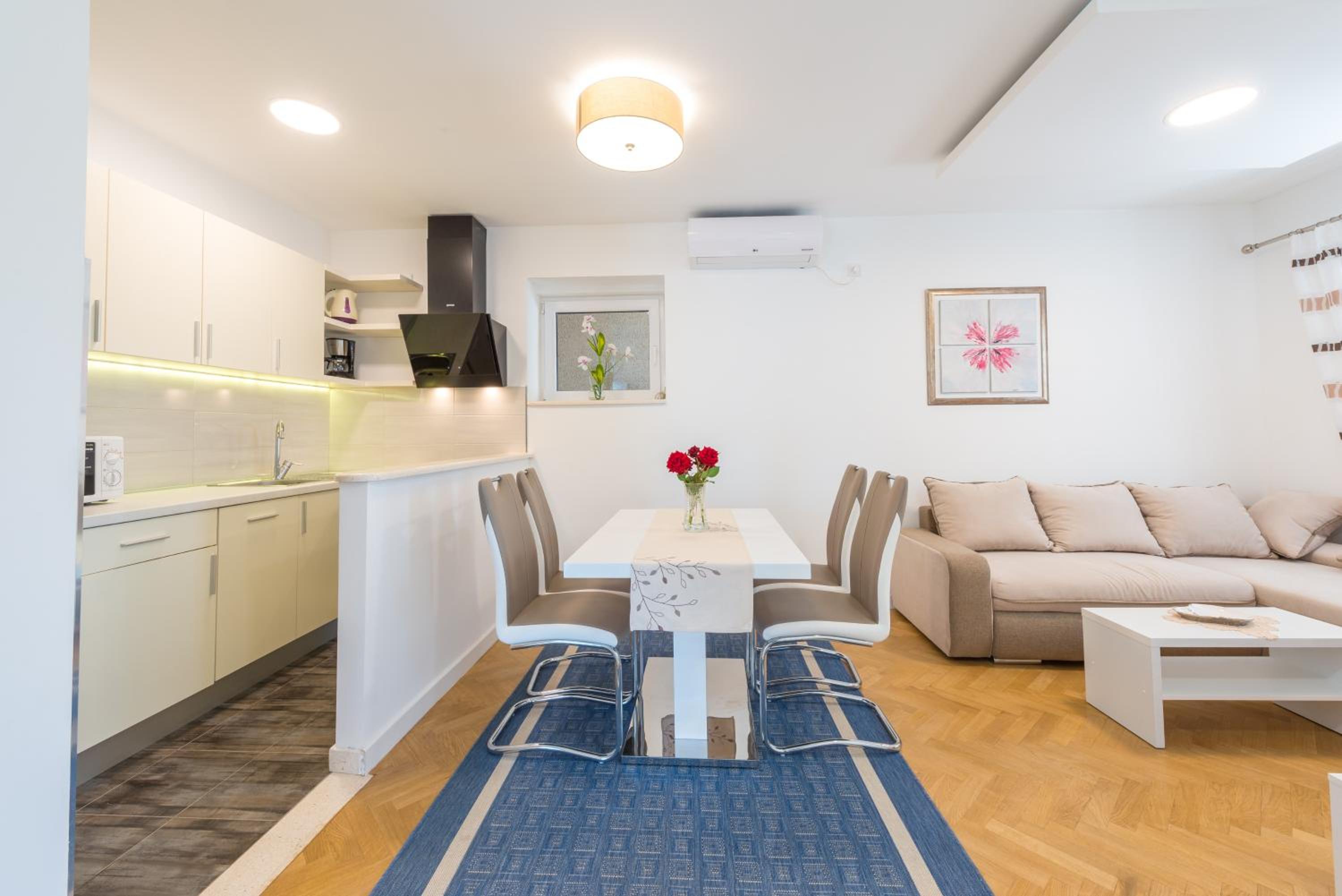 Apartments Lucija
