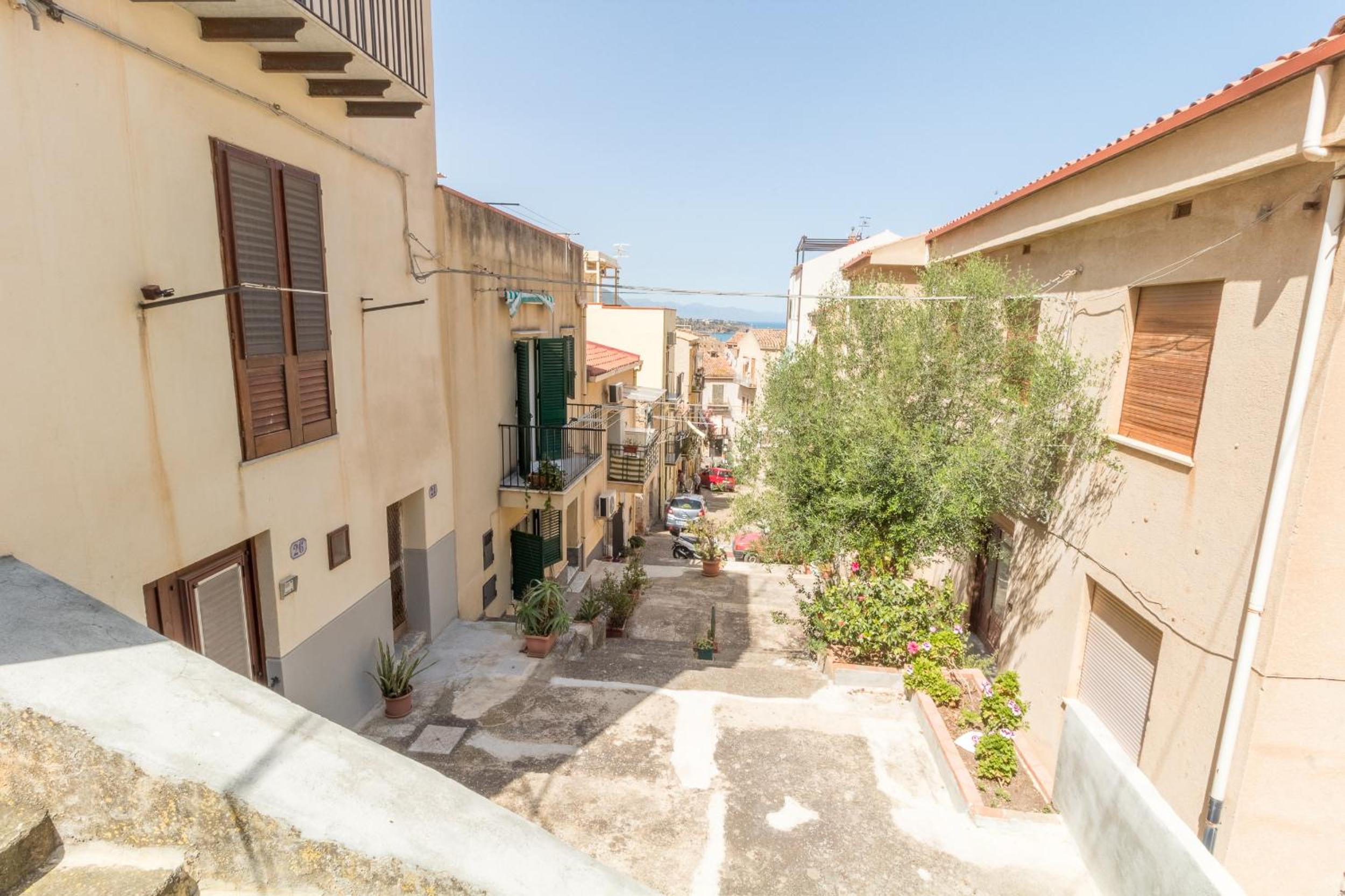 Domus Aurea Borgo House view 2