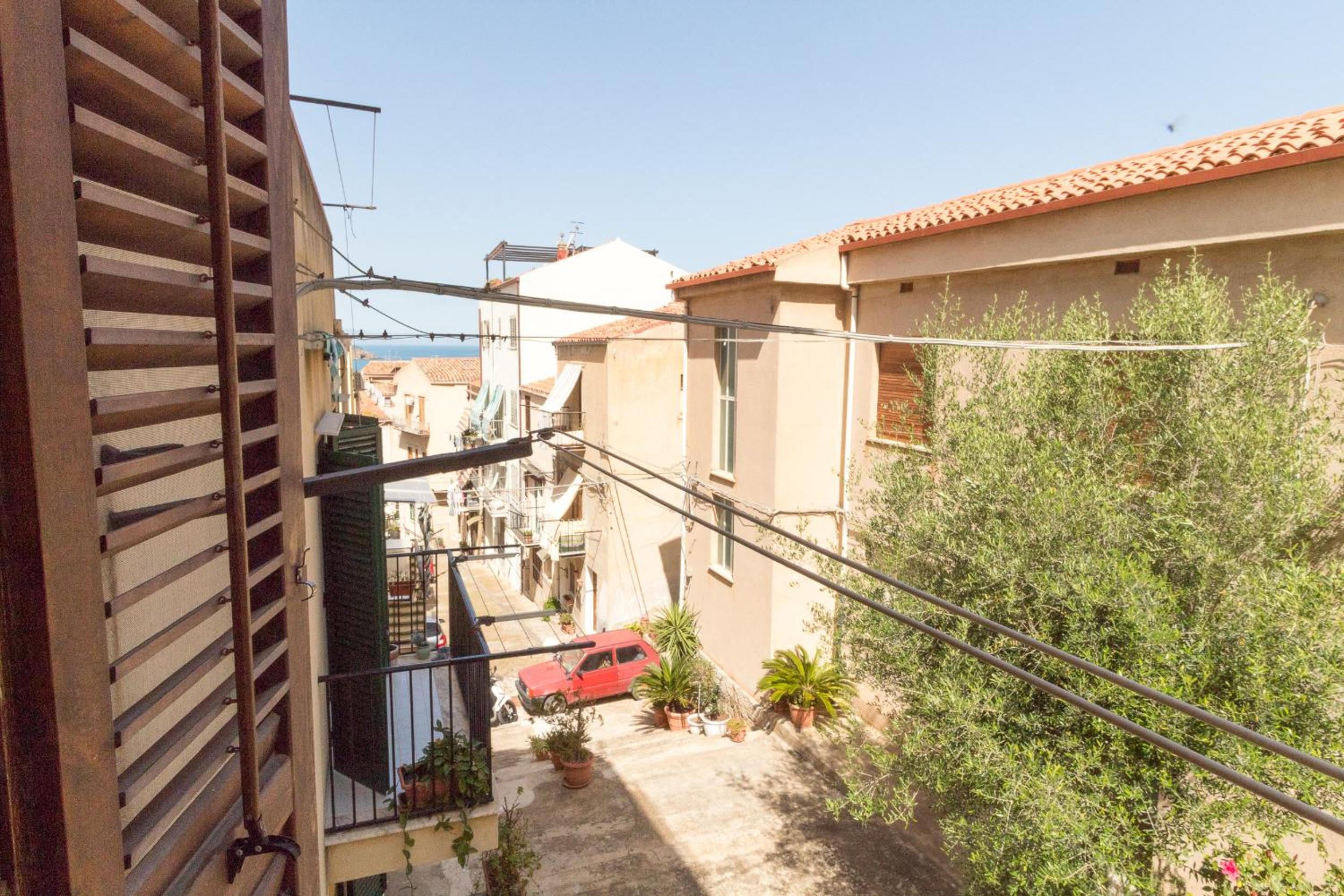 Domus Aurea Borgo House view 4