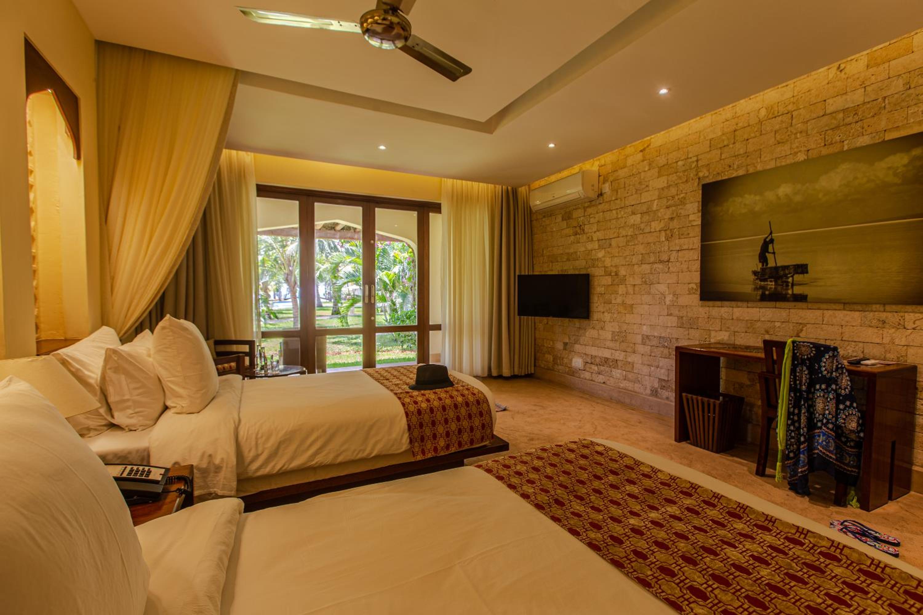 Silver Palm Spa & Resort