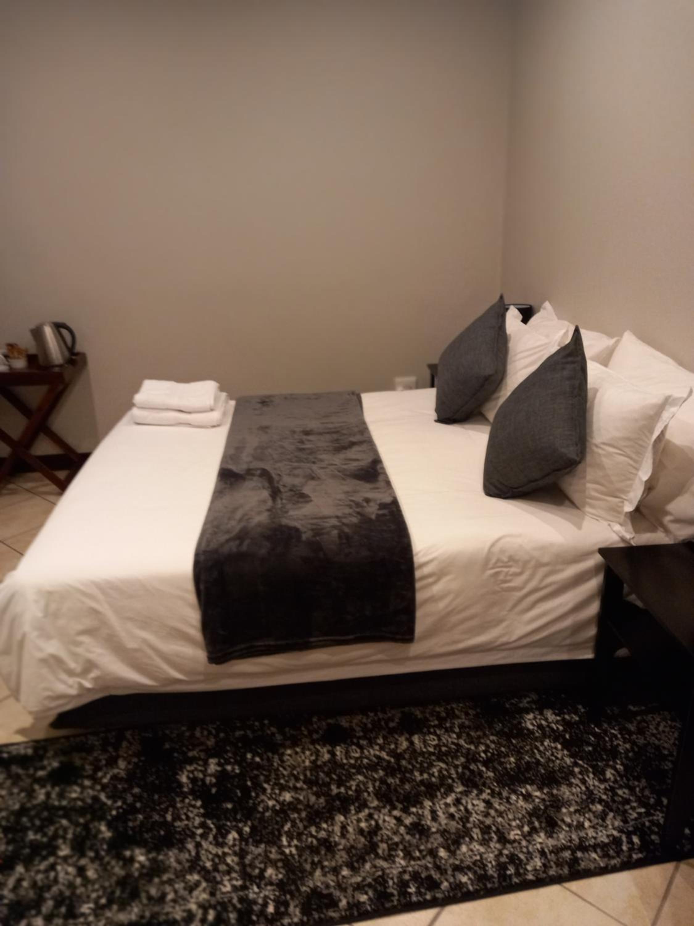 Sand River Guest House