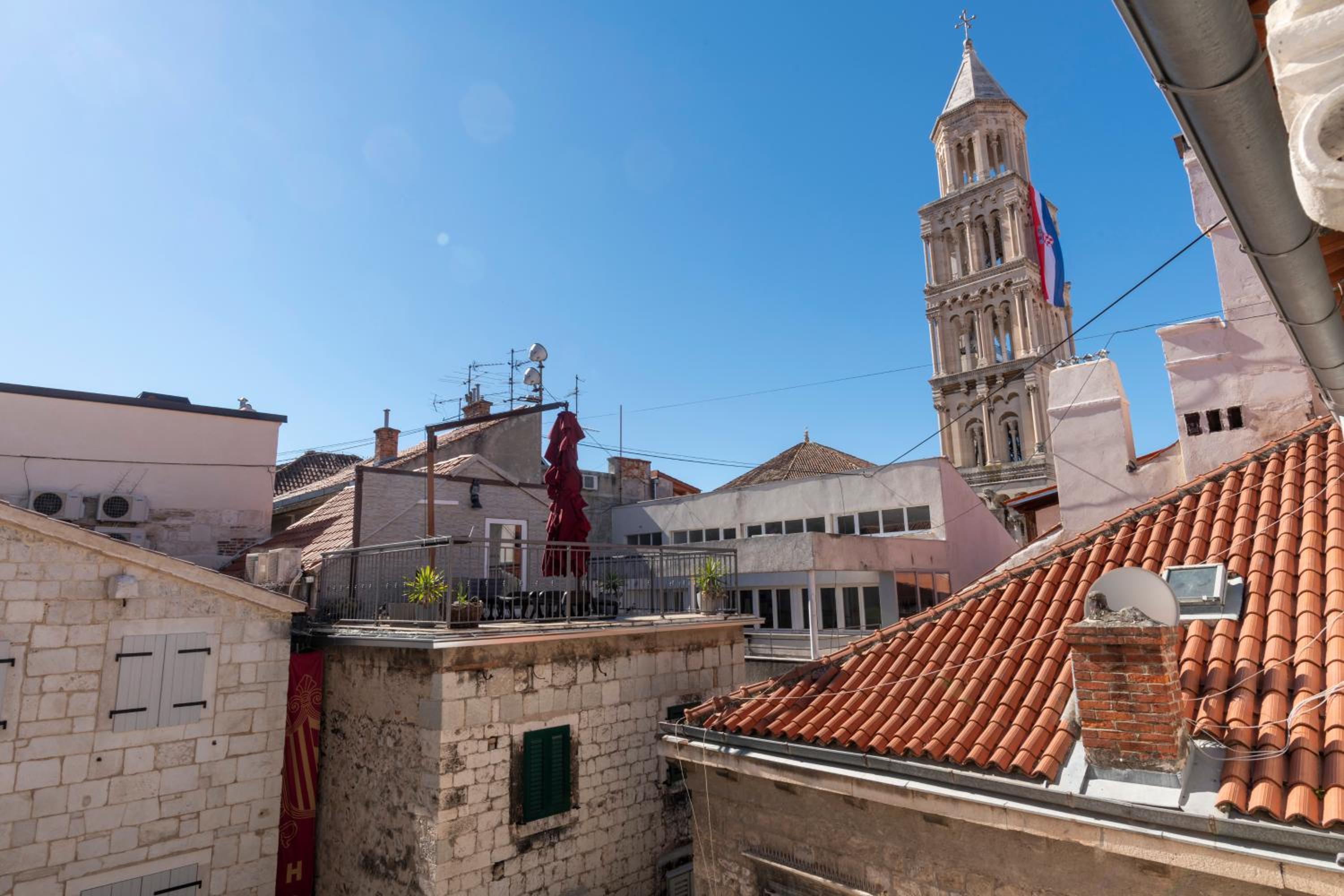 Gothic Palace Heritage en Split — balance & terrace