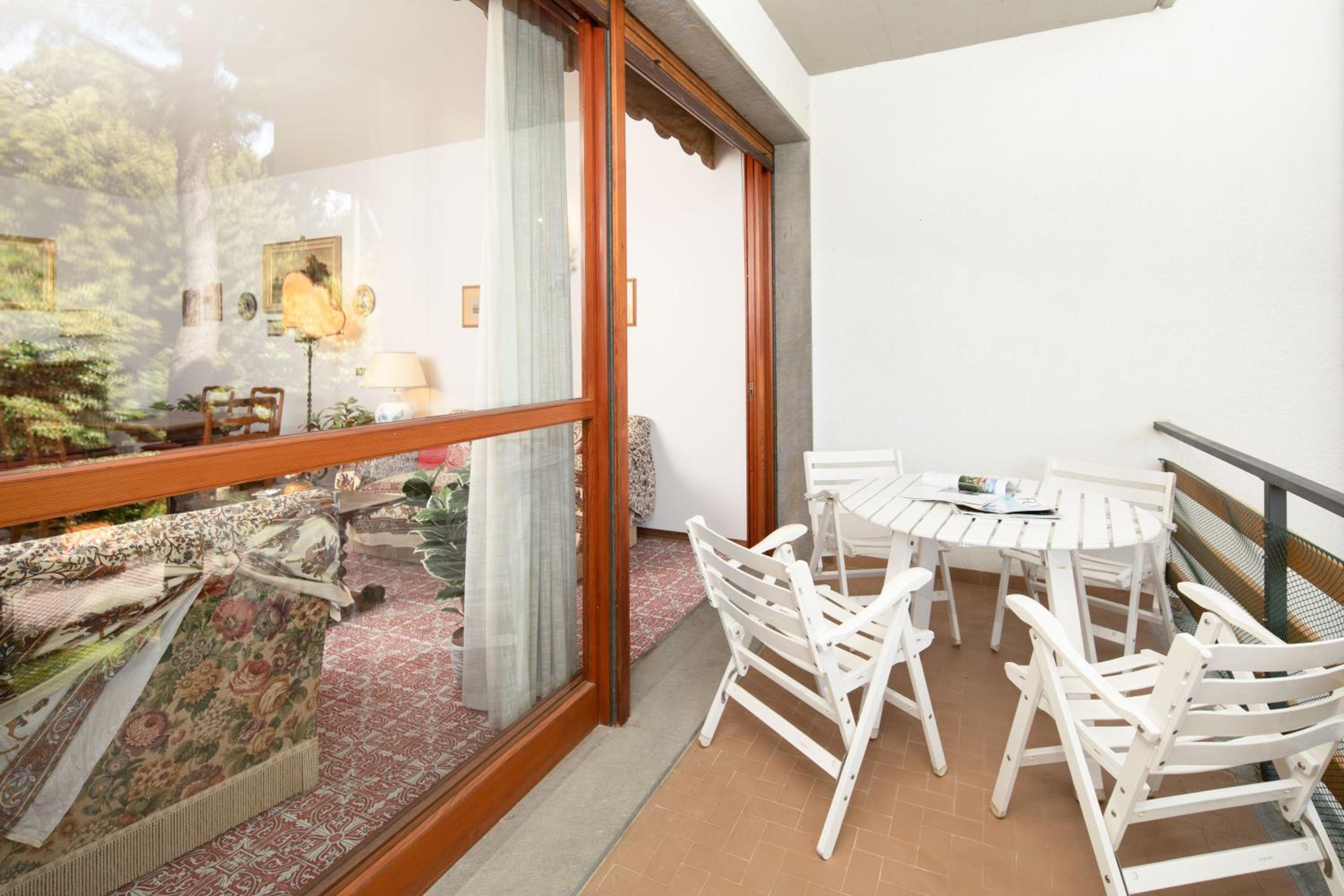 Imperiale Apartment by Mmega view 4