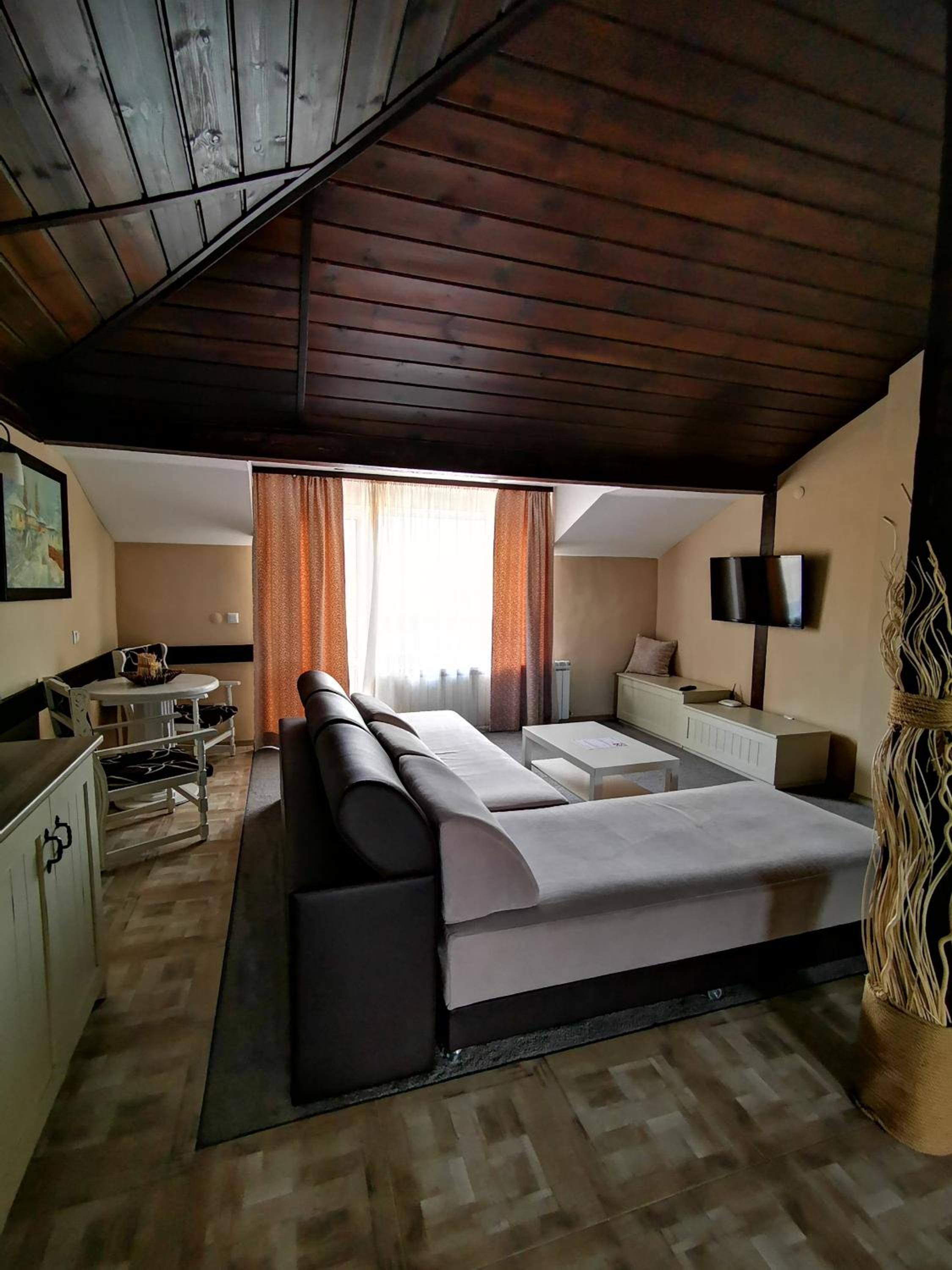 Zigen House
