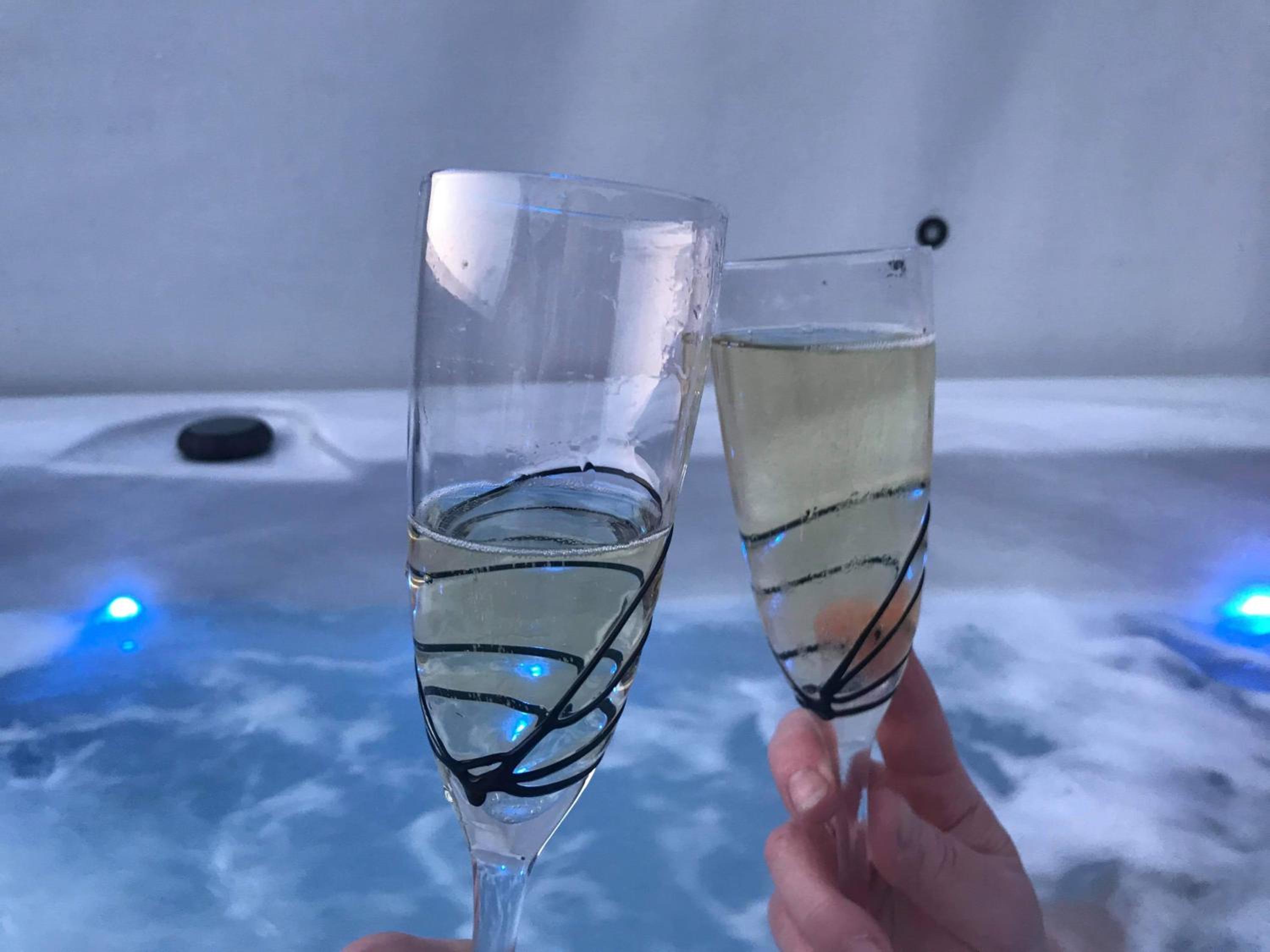 Hotel Cypress Log Cabins Accommodation