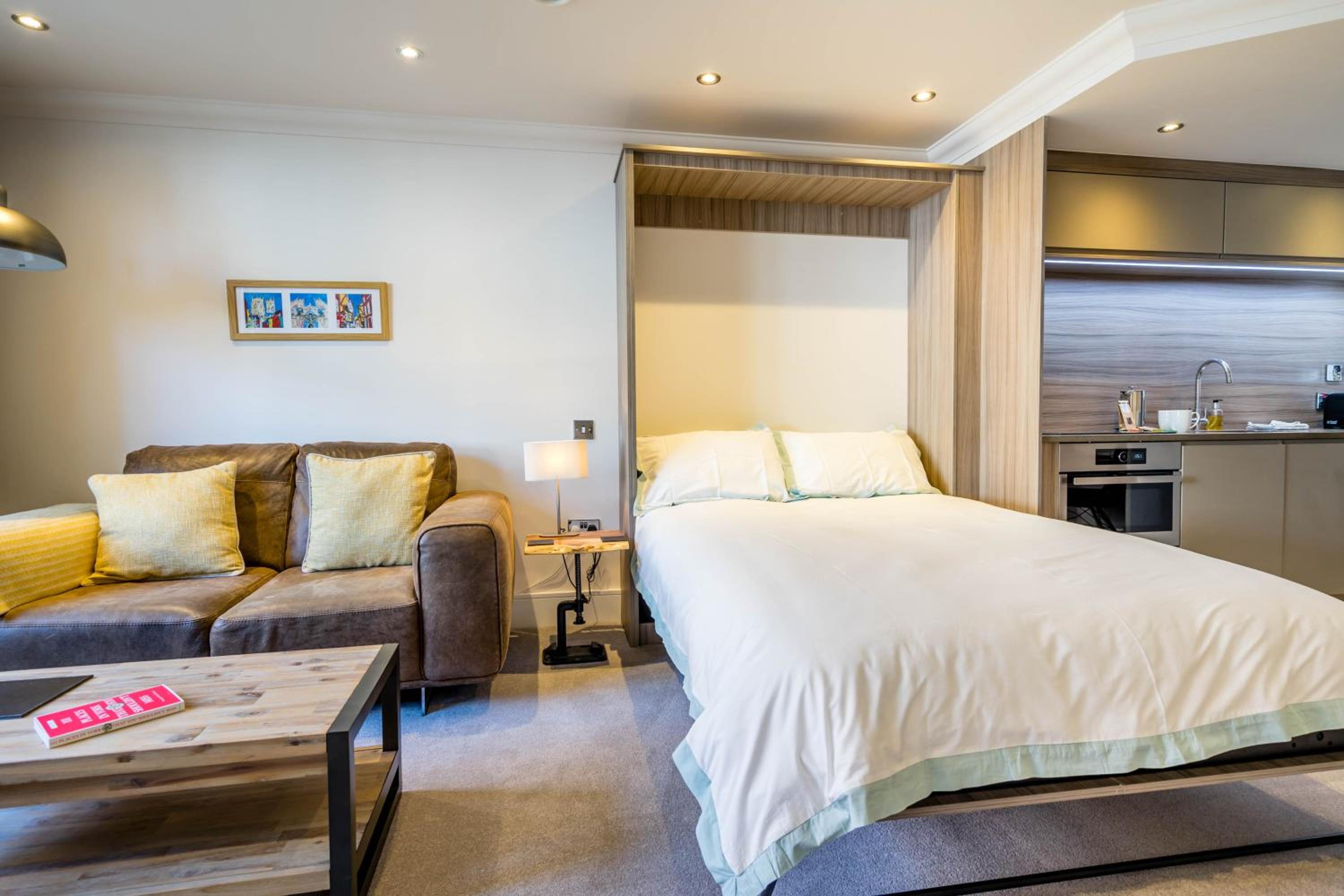 56 Cocoa Suites (parking included) photo 3