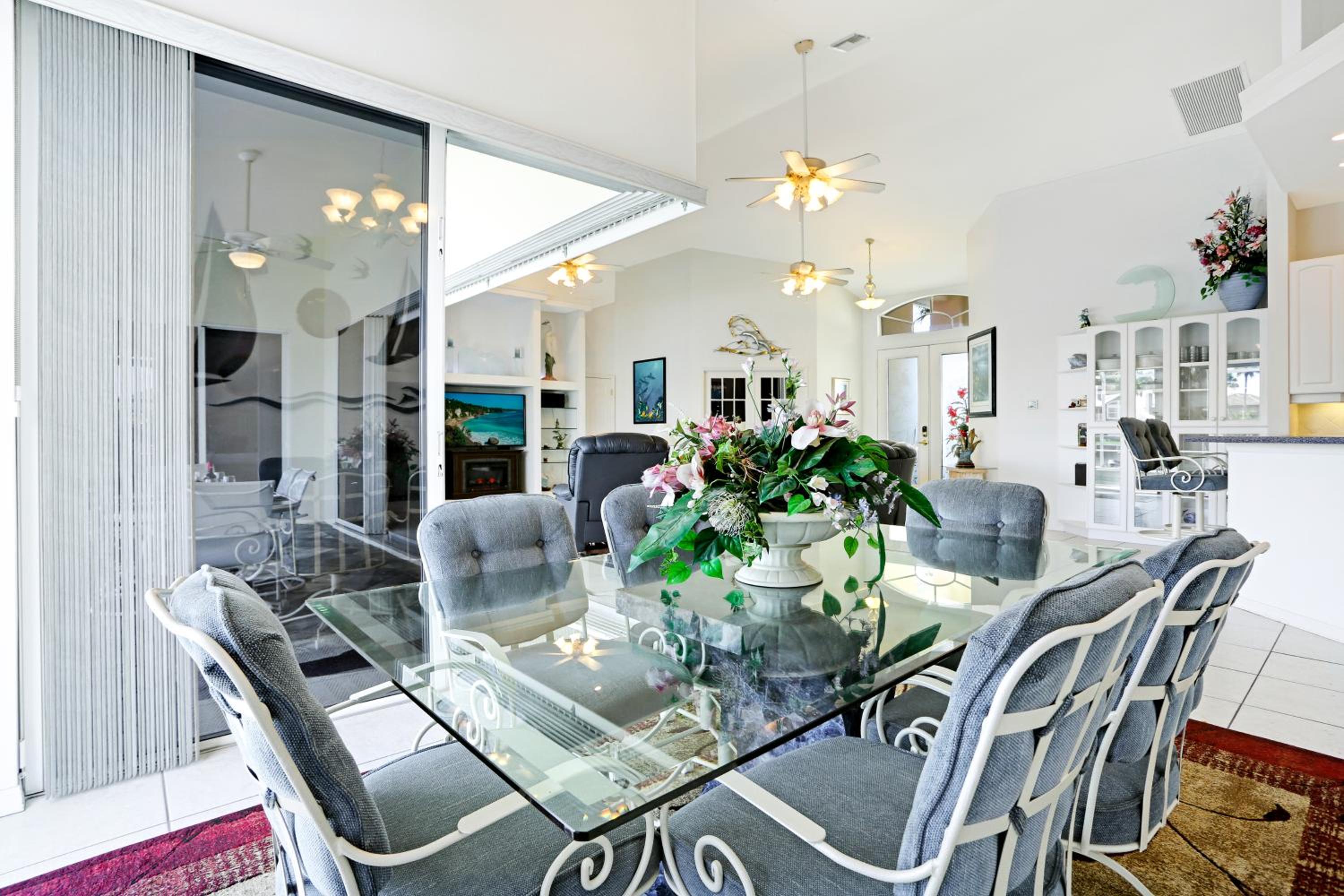 Villa Dolphin view 4
