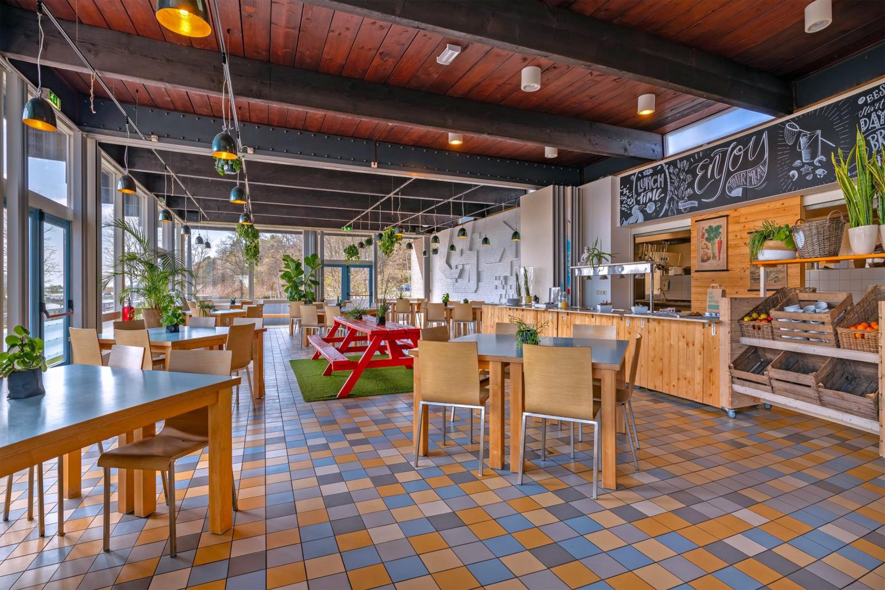 Stayokay Hostel Noordwijk