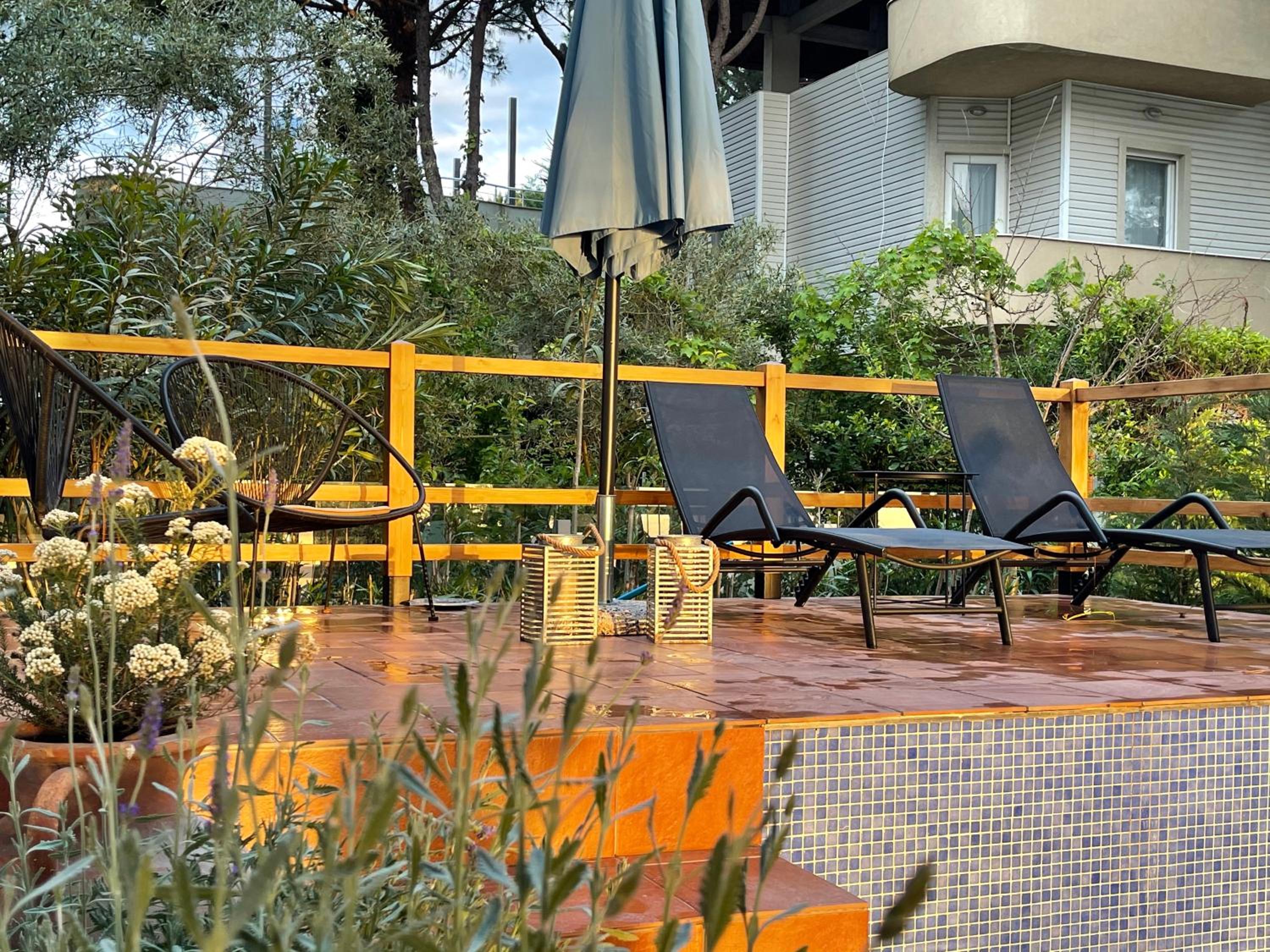 Beachfront villa in Qerret beach with a private pool