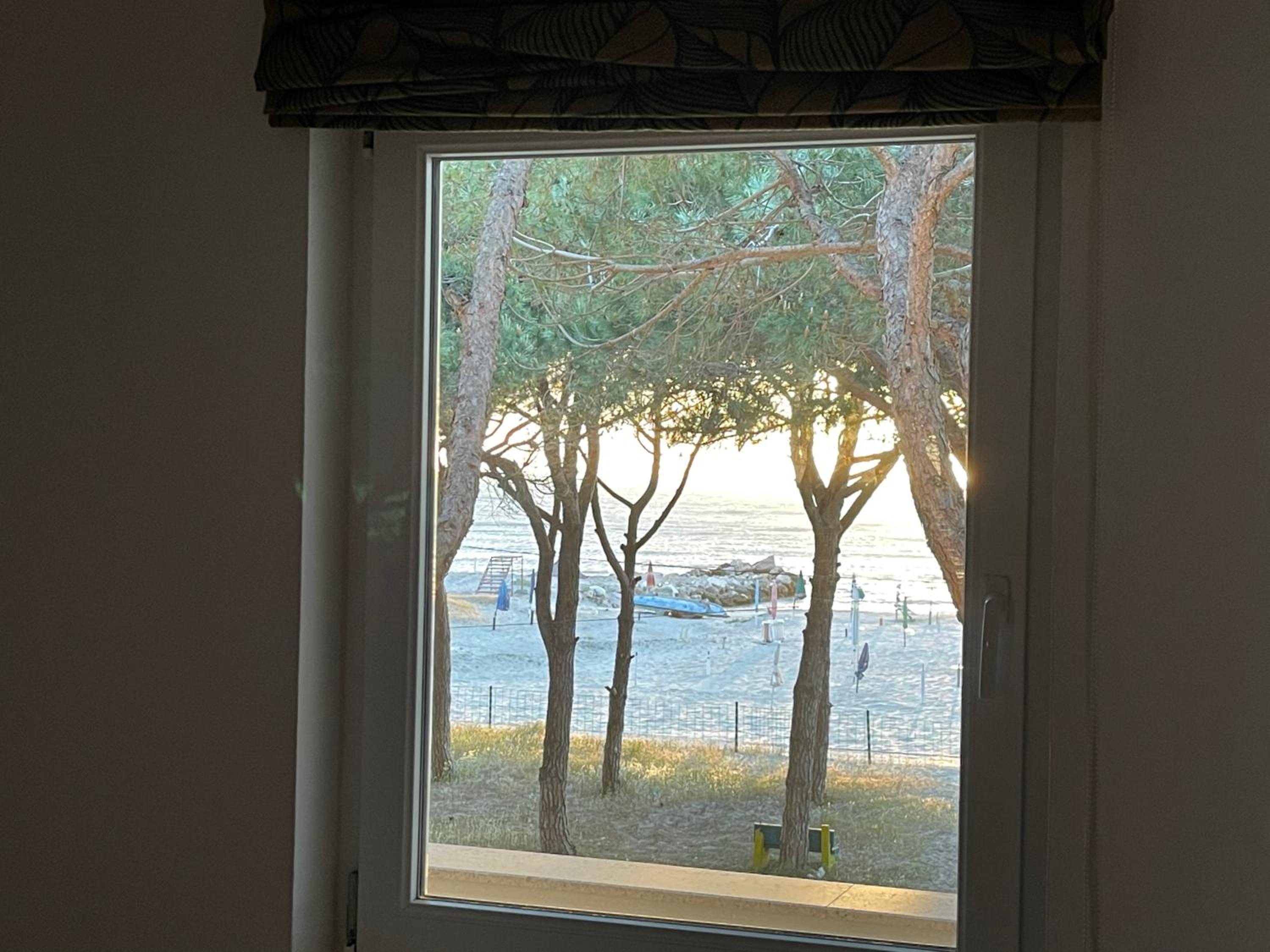 Beachfront villa in Qerret beach with a private pool
