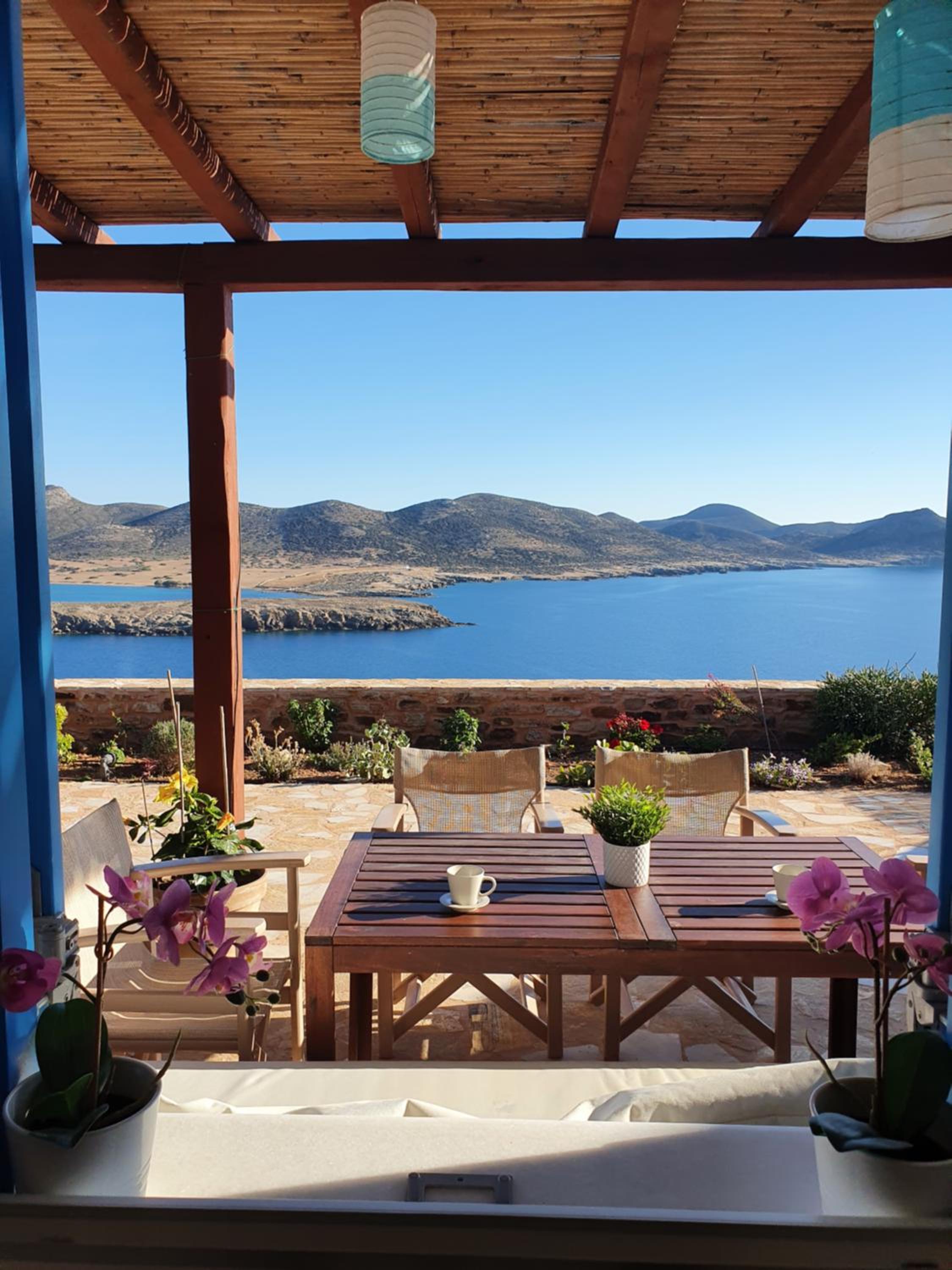 Antiparos Vibes