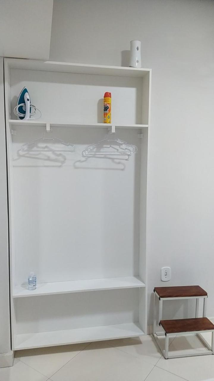 Flat familiar com ar,wi fi,cozinha e garagem