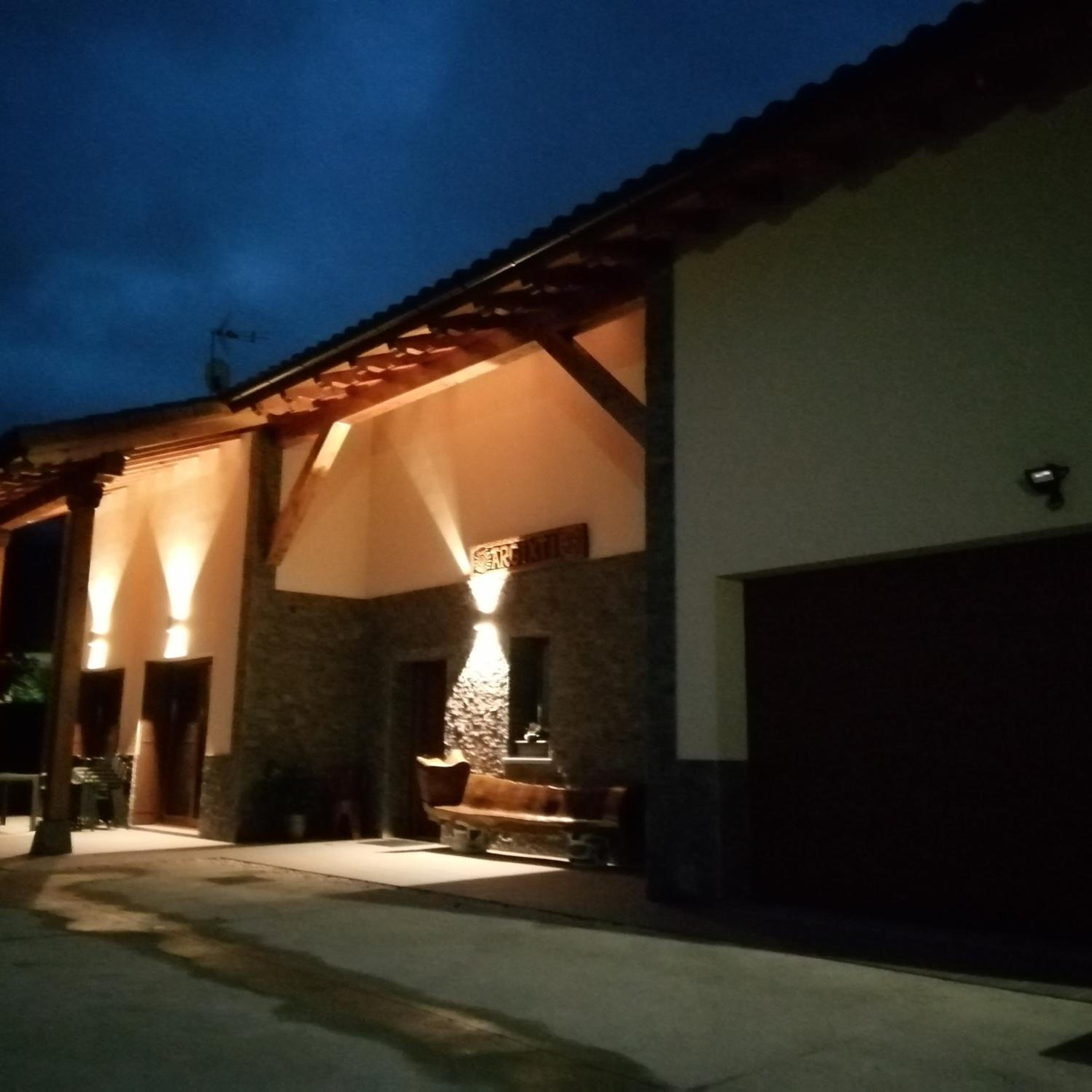 Photo 41