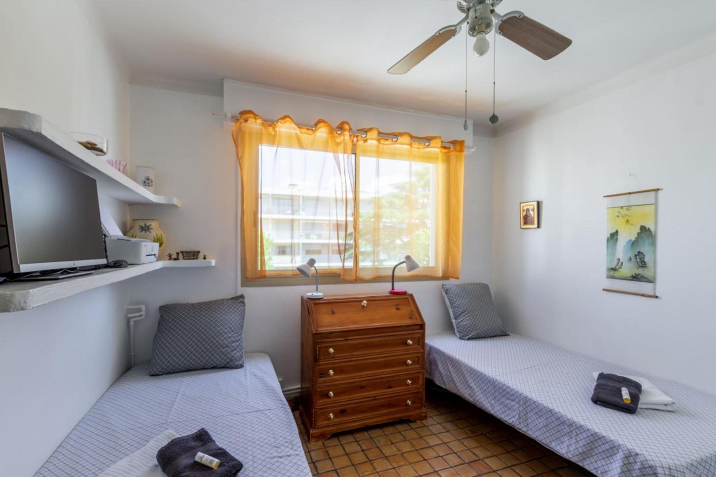 Bright 3 Apartment Near The Sea With Balcony view 3