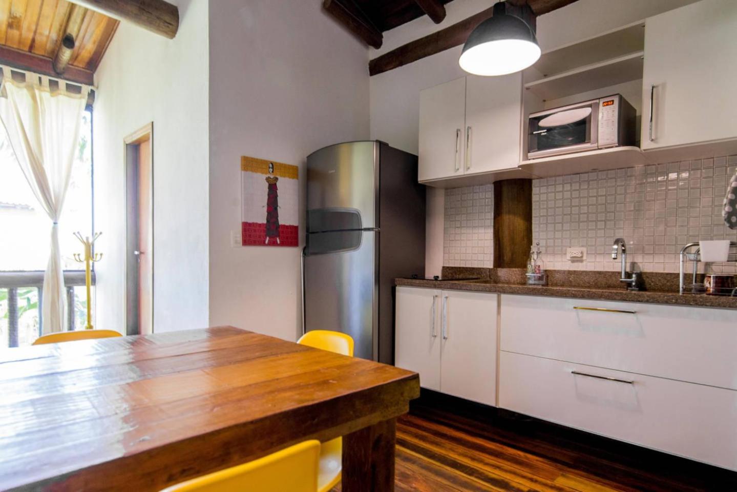 Maresias Beach House - Casas de alugueis em cond beira mar