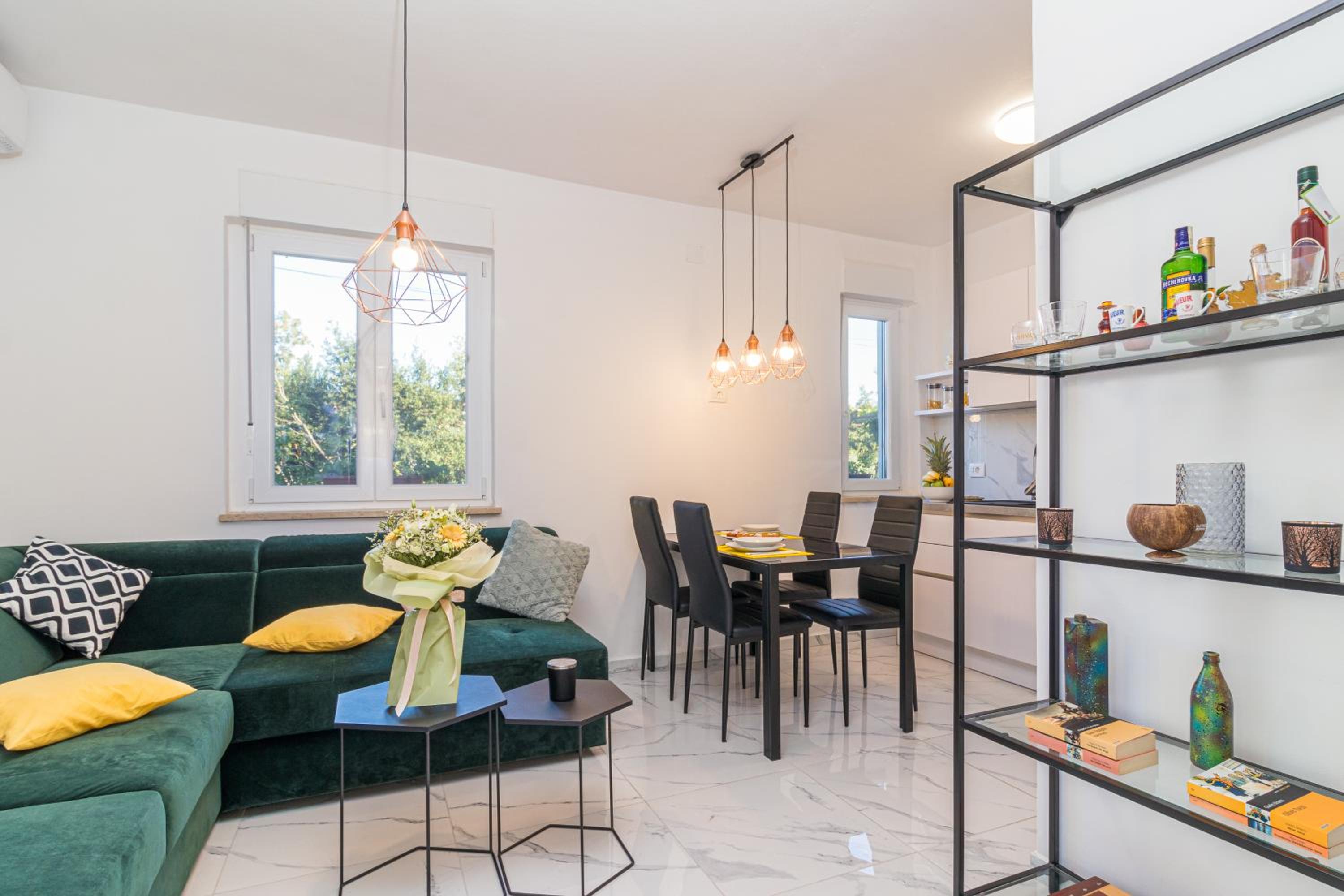 Three waves Apartment NEW en Pula — lounge