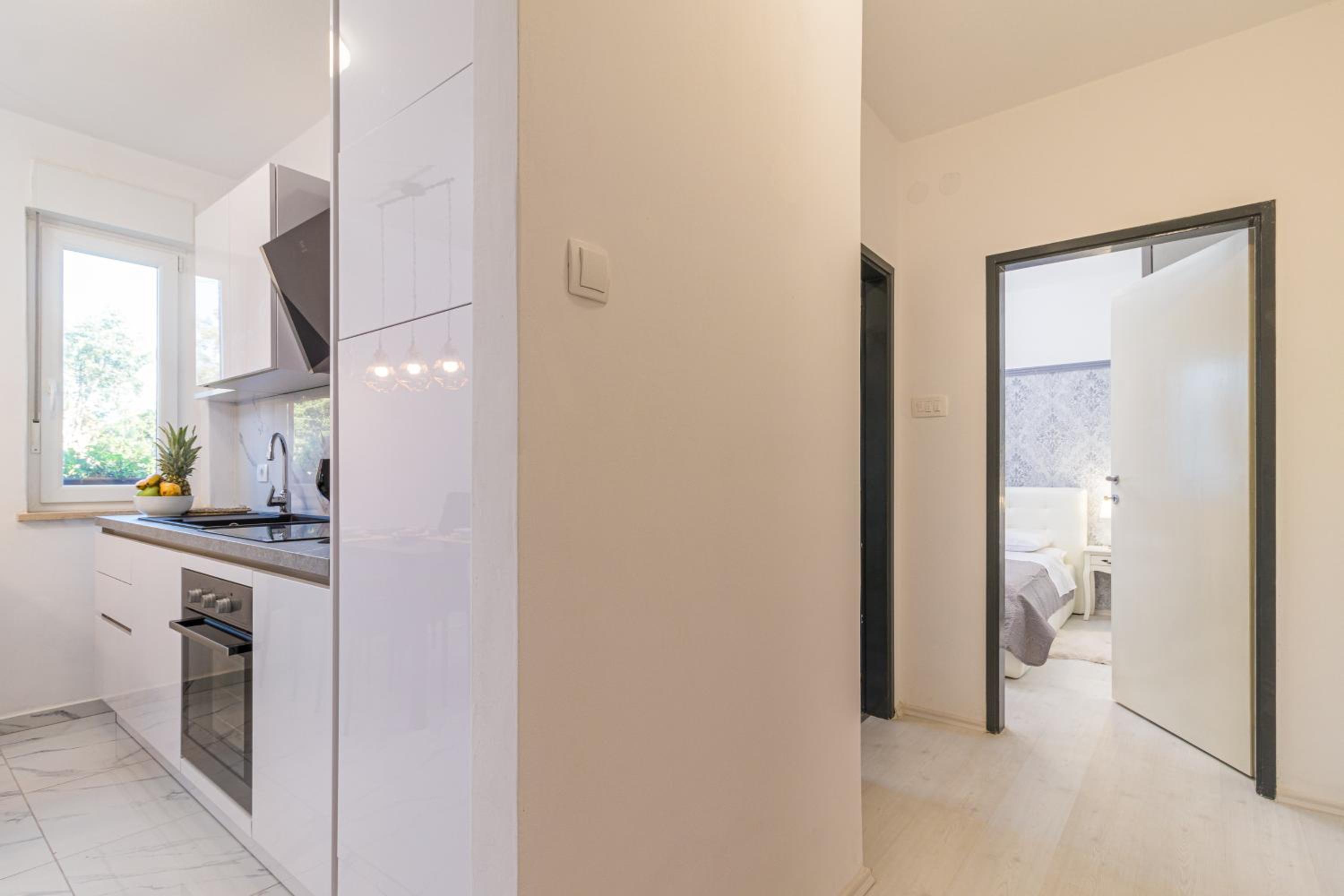 Three waves Apartment NEW