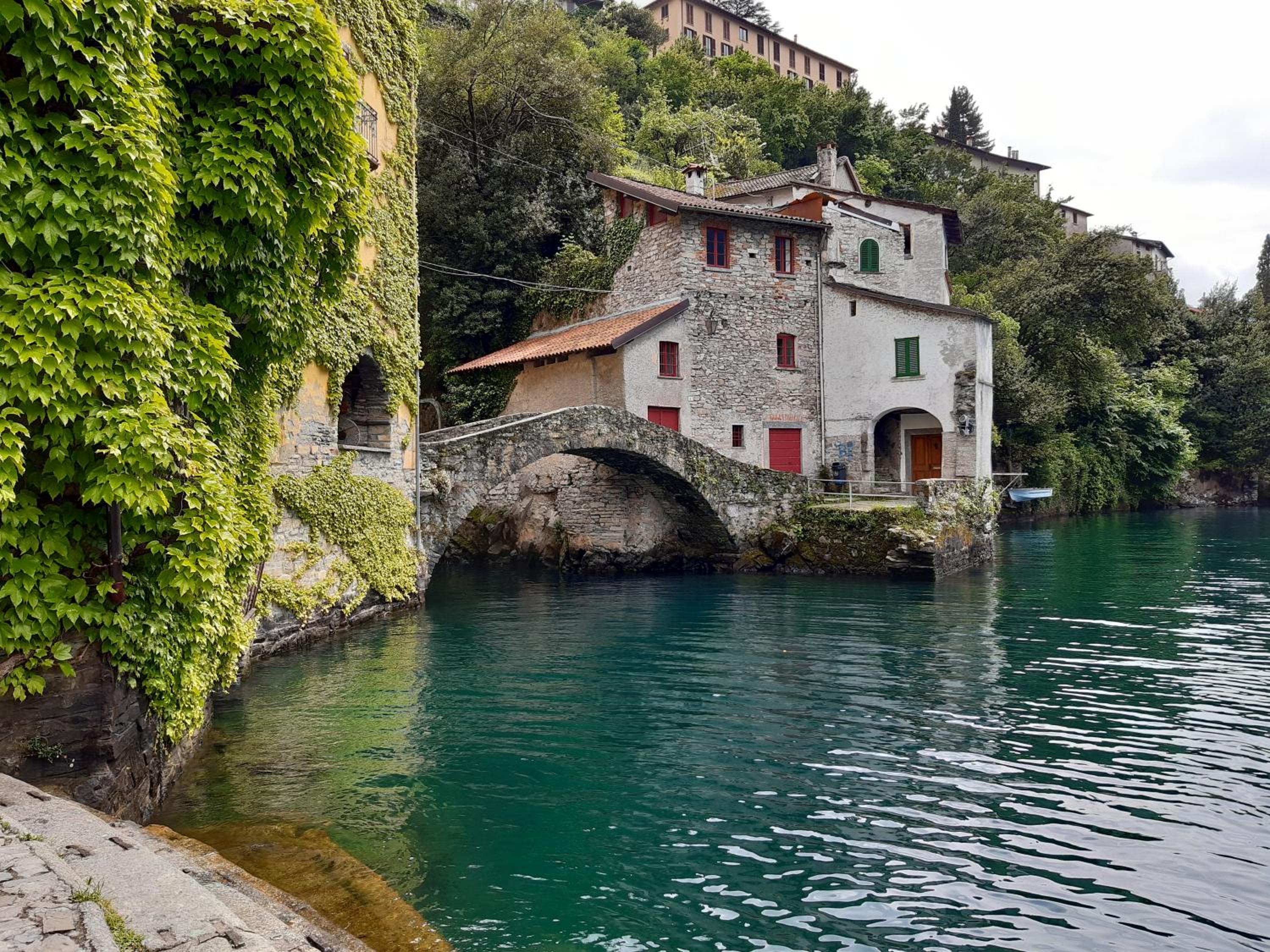 Casa con vista lago a Nesso view 5