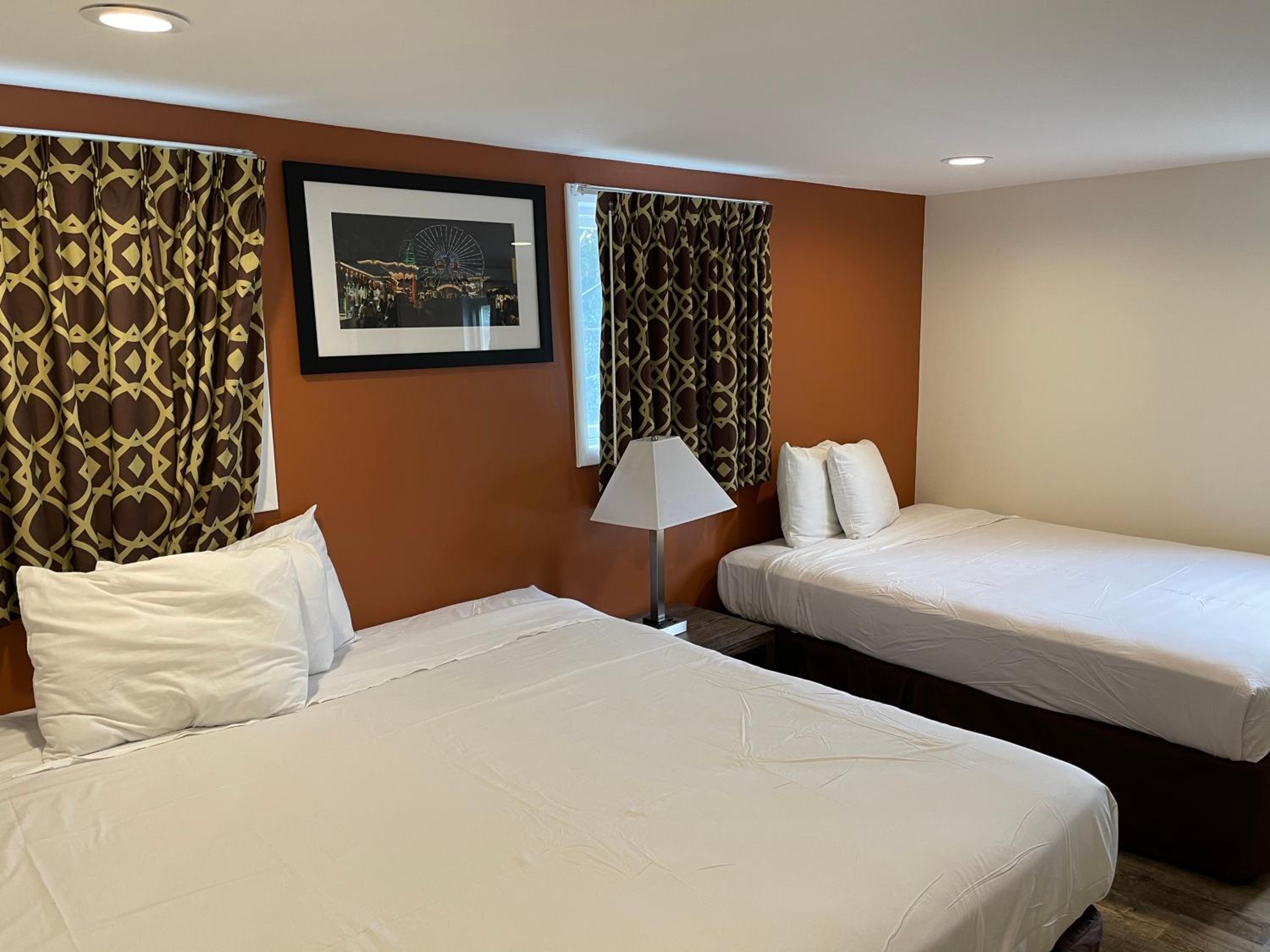 Wildwood Inn Hotel Beach & Boardwalk