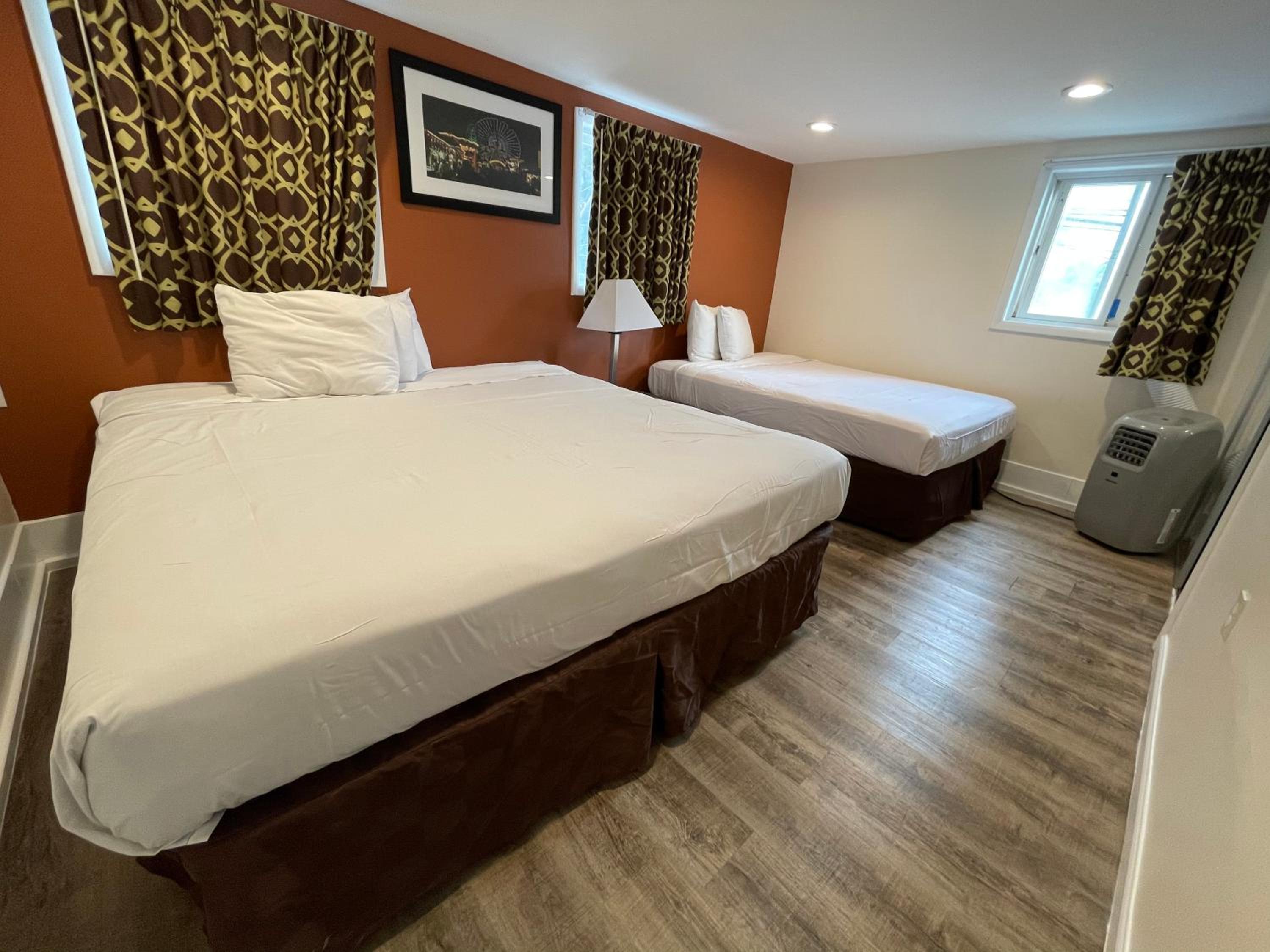 Wildwood Inn Hotel Beach & Boardwalk