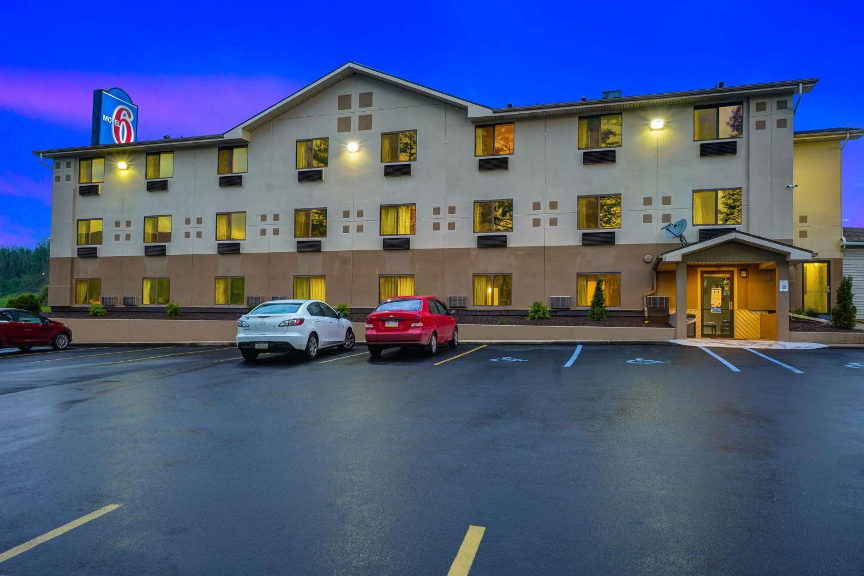 Motel 6-Montoursville, PA - Williamsport view 4